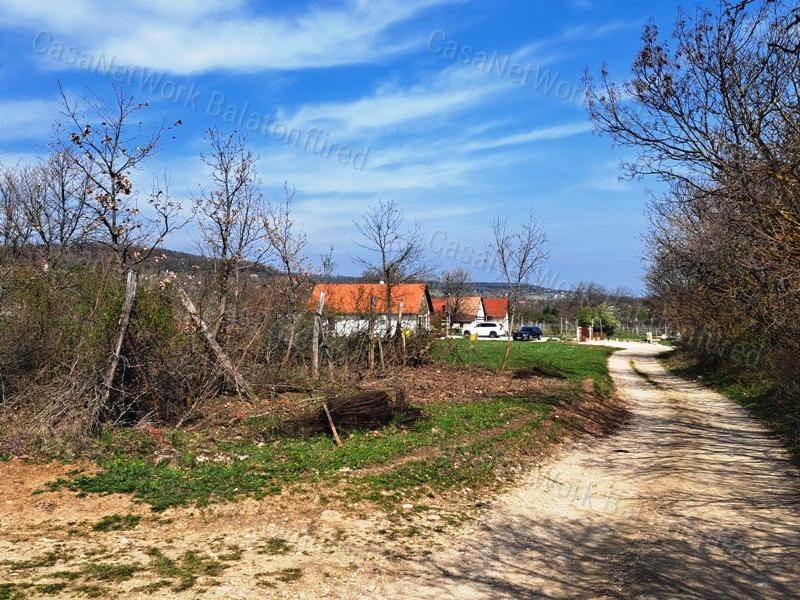 Építhető terület - eladó MEZŐGAZDASÁGI TERÜLET BALATONUDVARIBAN