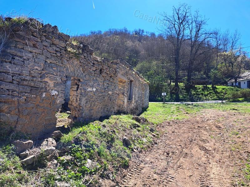 Tájpanorámás ÉPÍTÉSI TELEK eladó KAPOLCSON