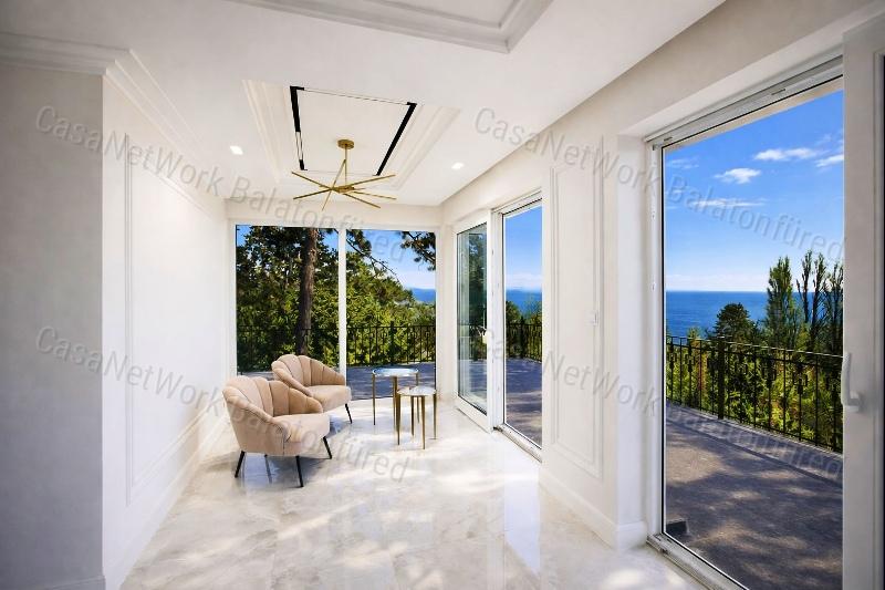 Mediterrán hangulatú, panorámás EXKLUZÍV VILLA TIHANYBAN