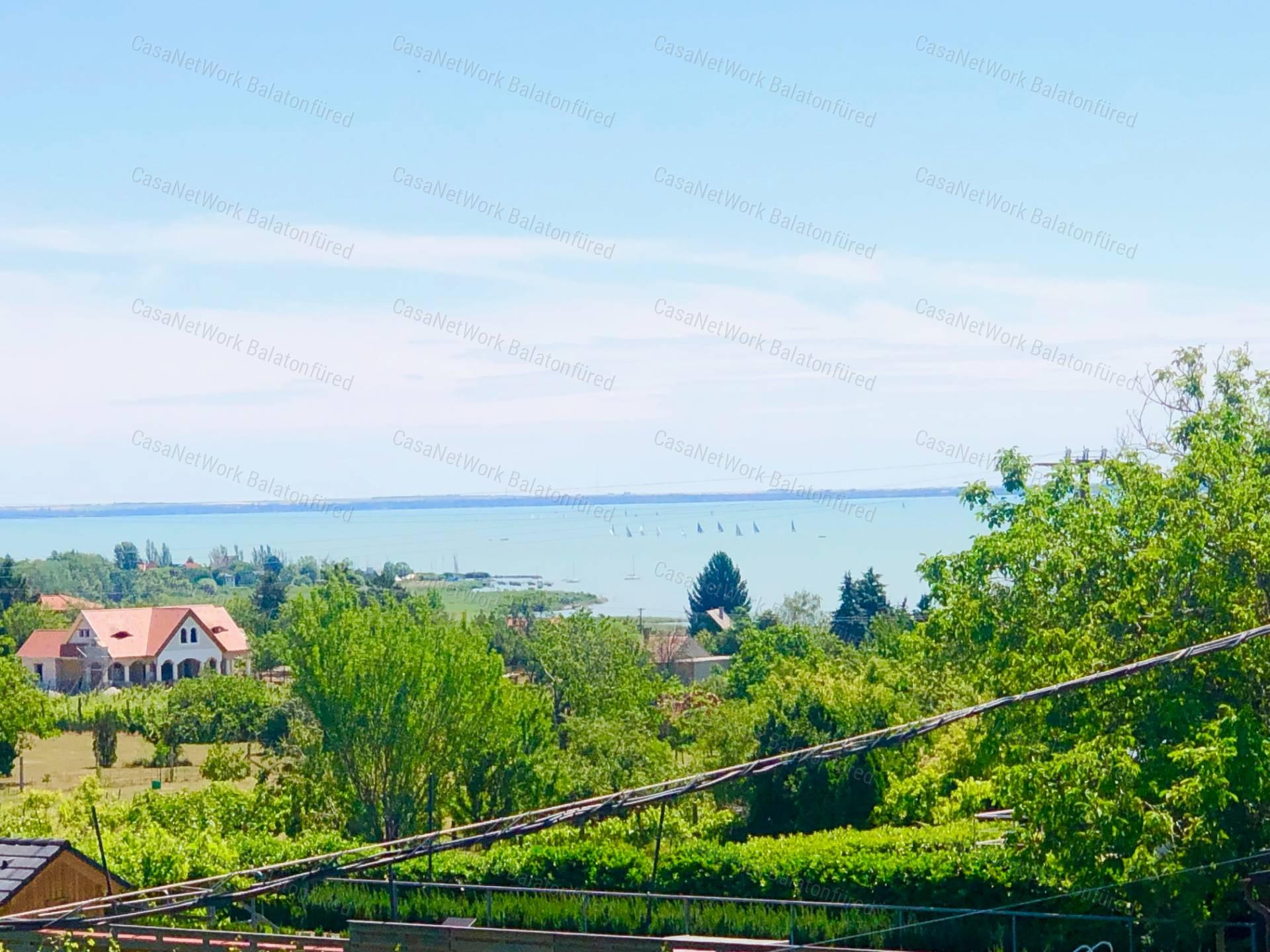 PANORÁMÁS  Prémium kategóriás LUXUS IKER CSALÁDI HÁZ