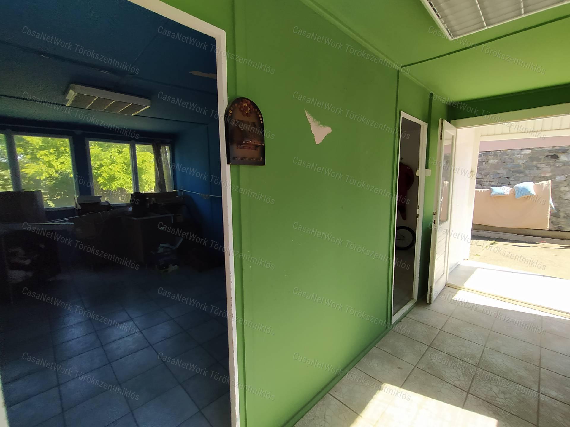 Eladó családi birtok Túrkeve határában!