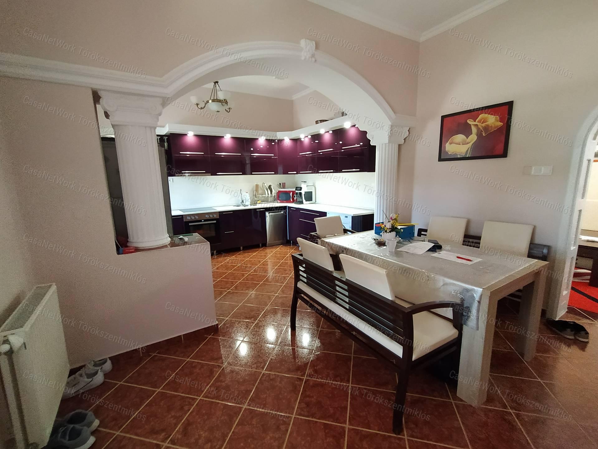 Eladó családi birtok Túrkeve határában!