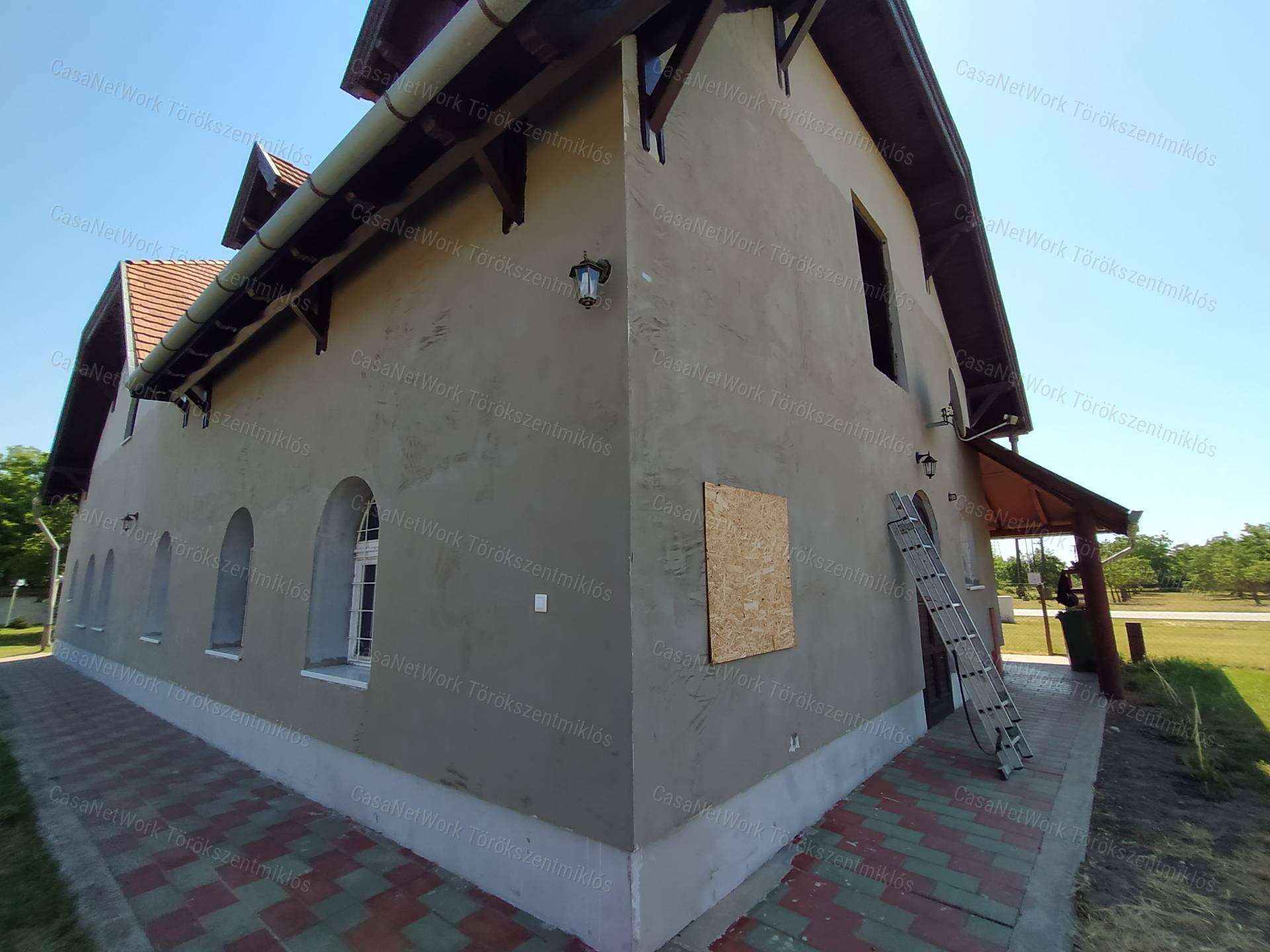 Eladó családi birtok Túrkeve határában!