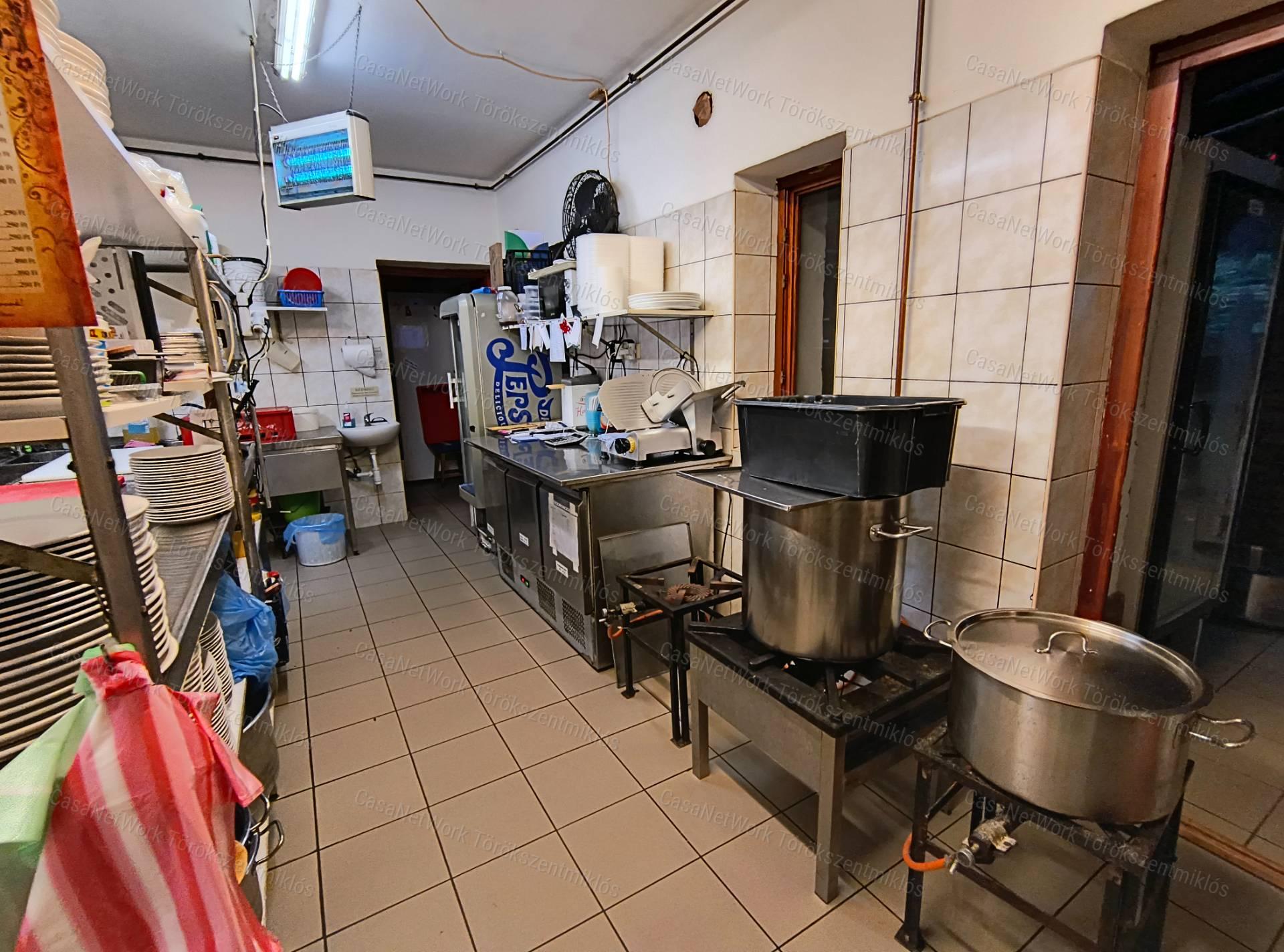 Eladó vendéglő és rendezvényház Törökszentmiklóson!