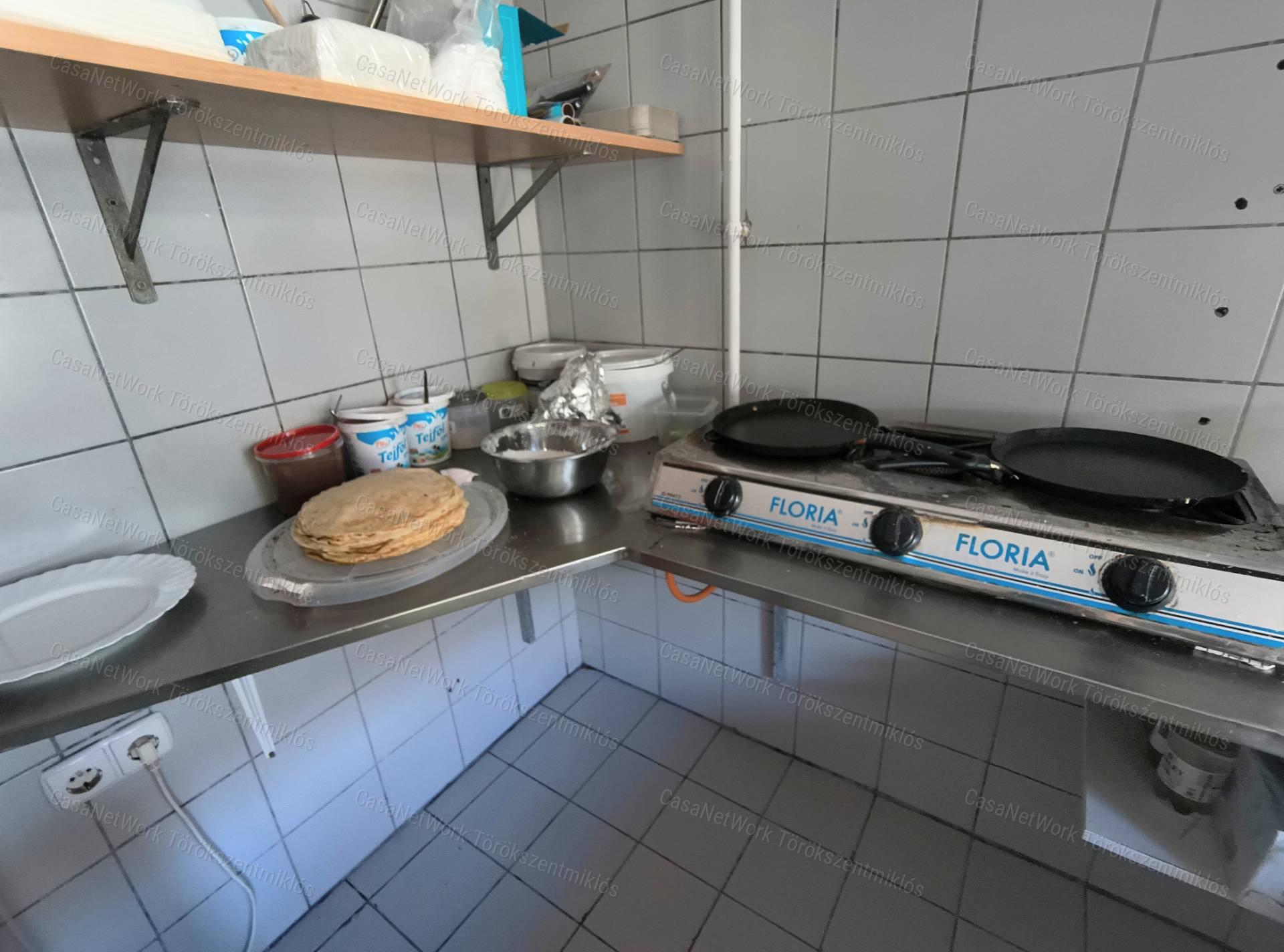 Eladó,Kiadó üzlethelyiség,büfé a túrkevei Termál és Élményfürdőben!