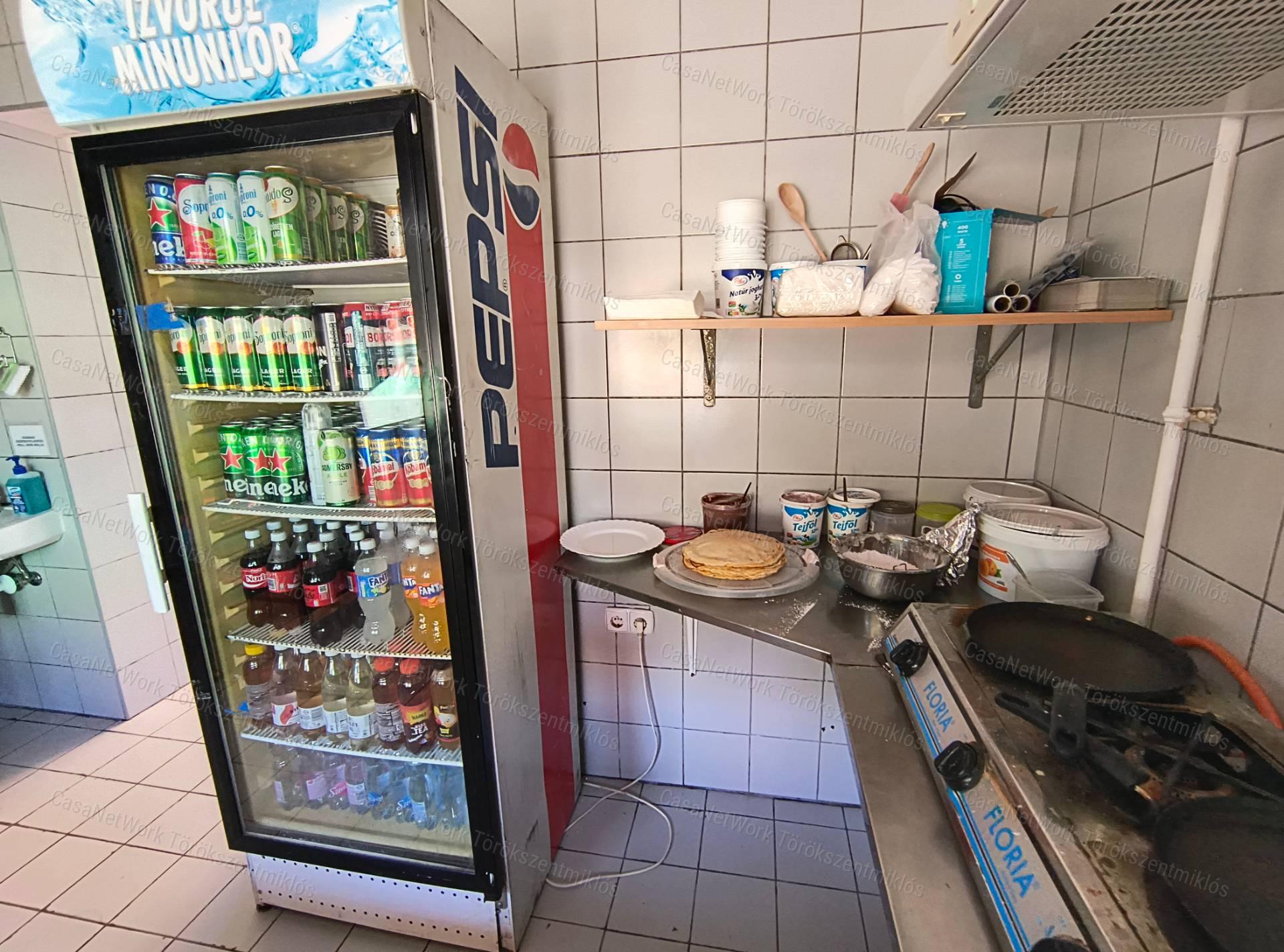 Eladó,Kiadó üzlethelyiség,büfé a túrkevei Termál és Élményfürdőben!
