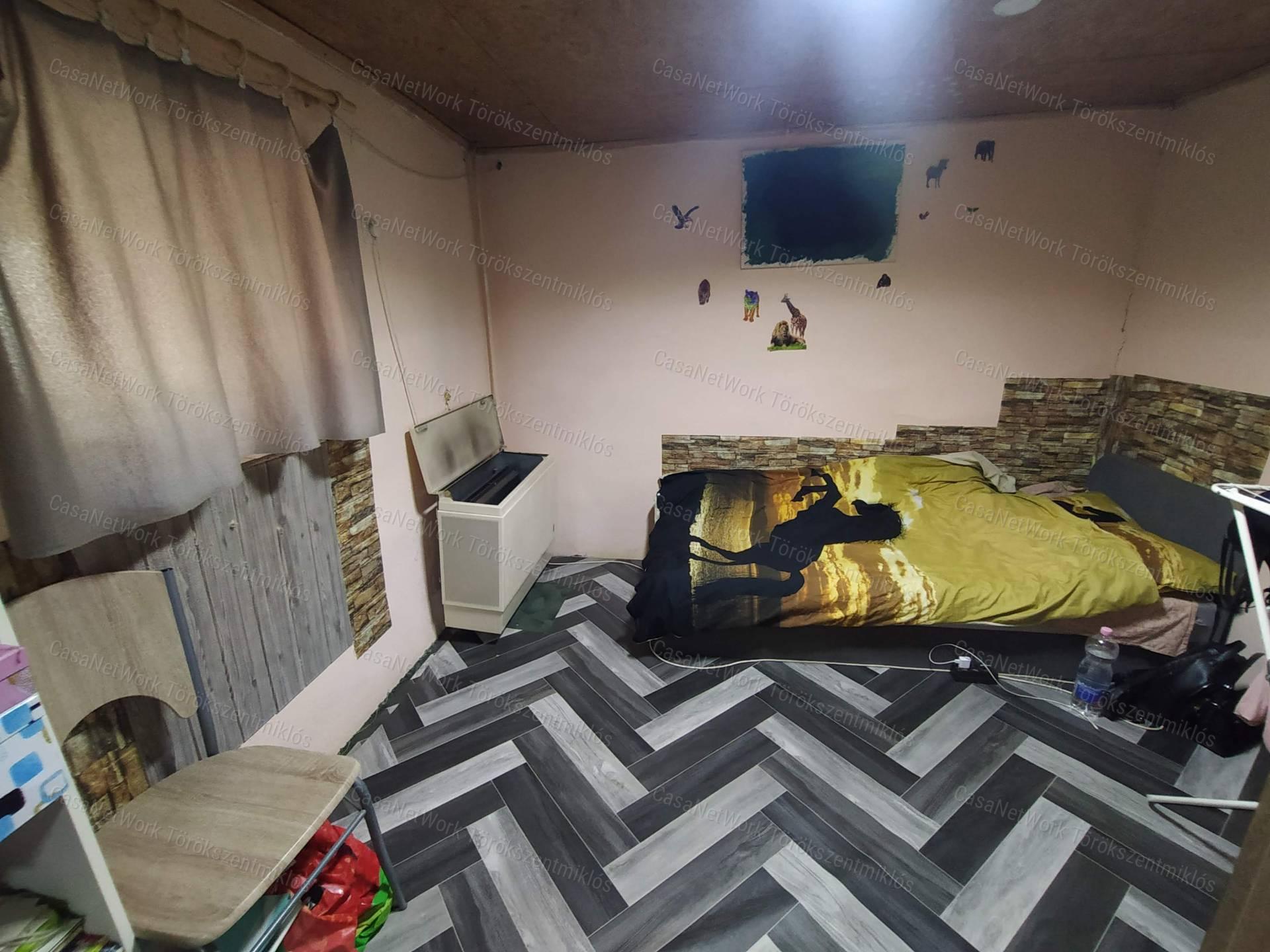 Eladó családi ház Törökszentmiklóson!