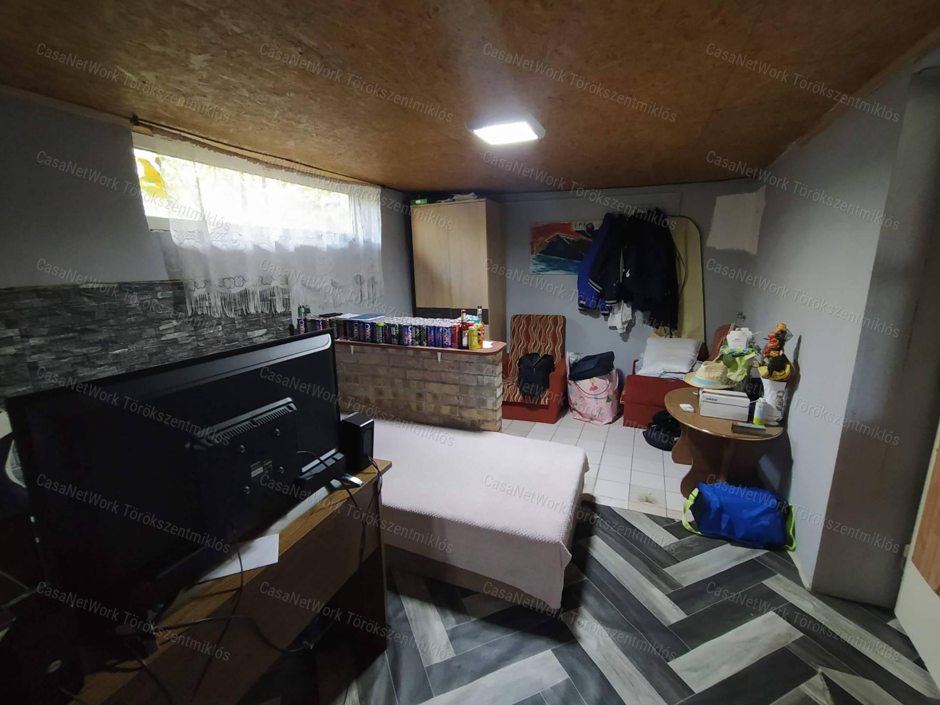 Eladó családi ház Törökszentmiklóson!