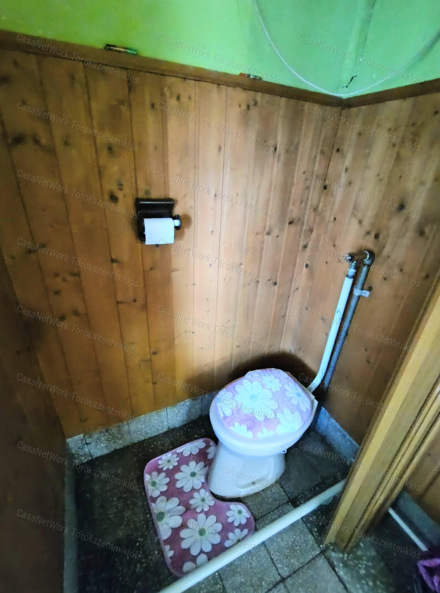 Eladó családi ház Tiszaroffon!
