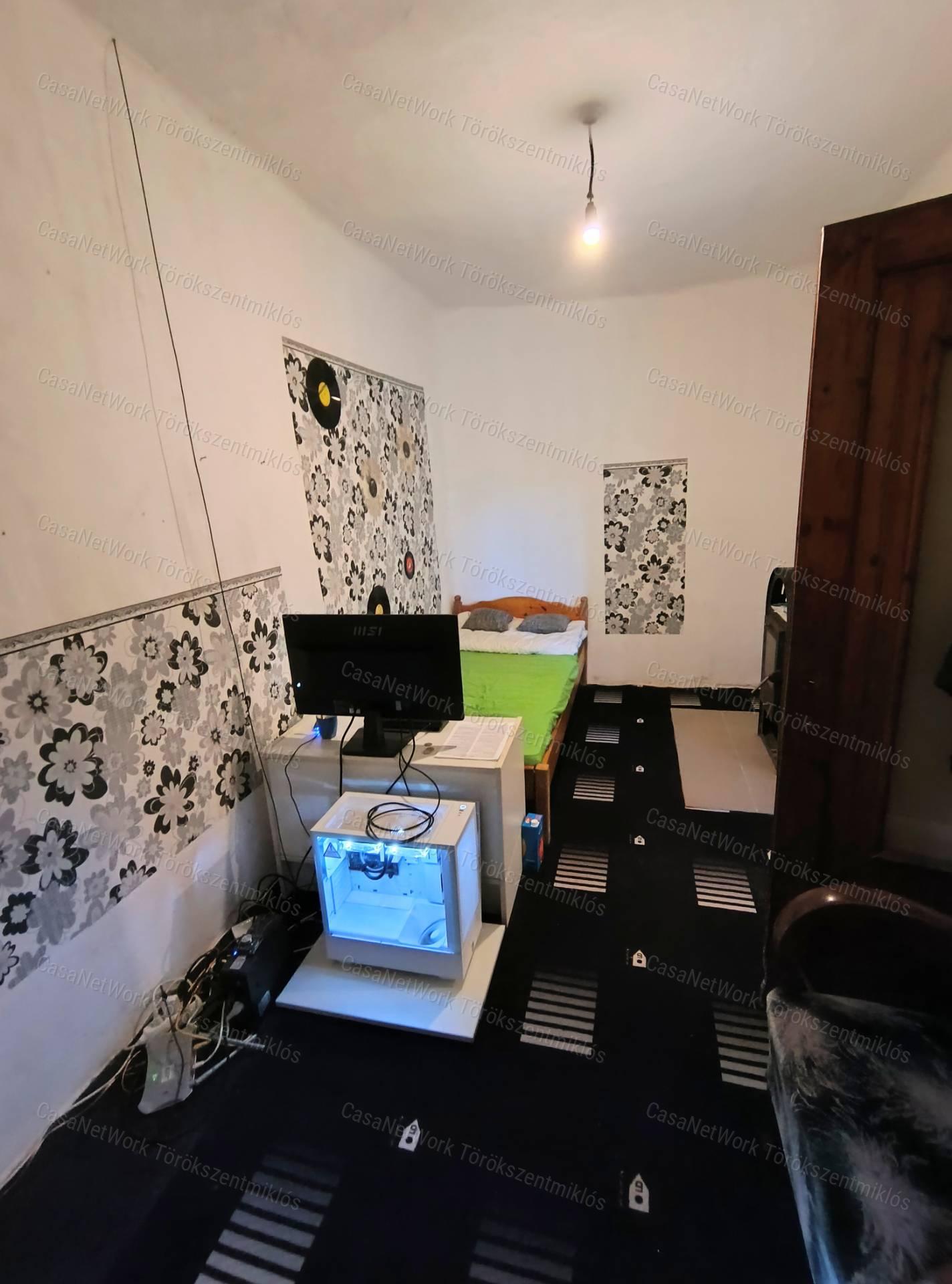 Eladó családi ház Tiszaroffon!