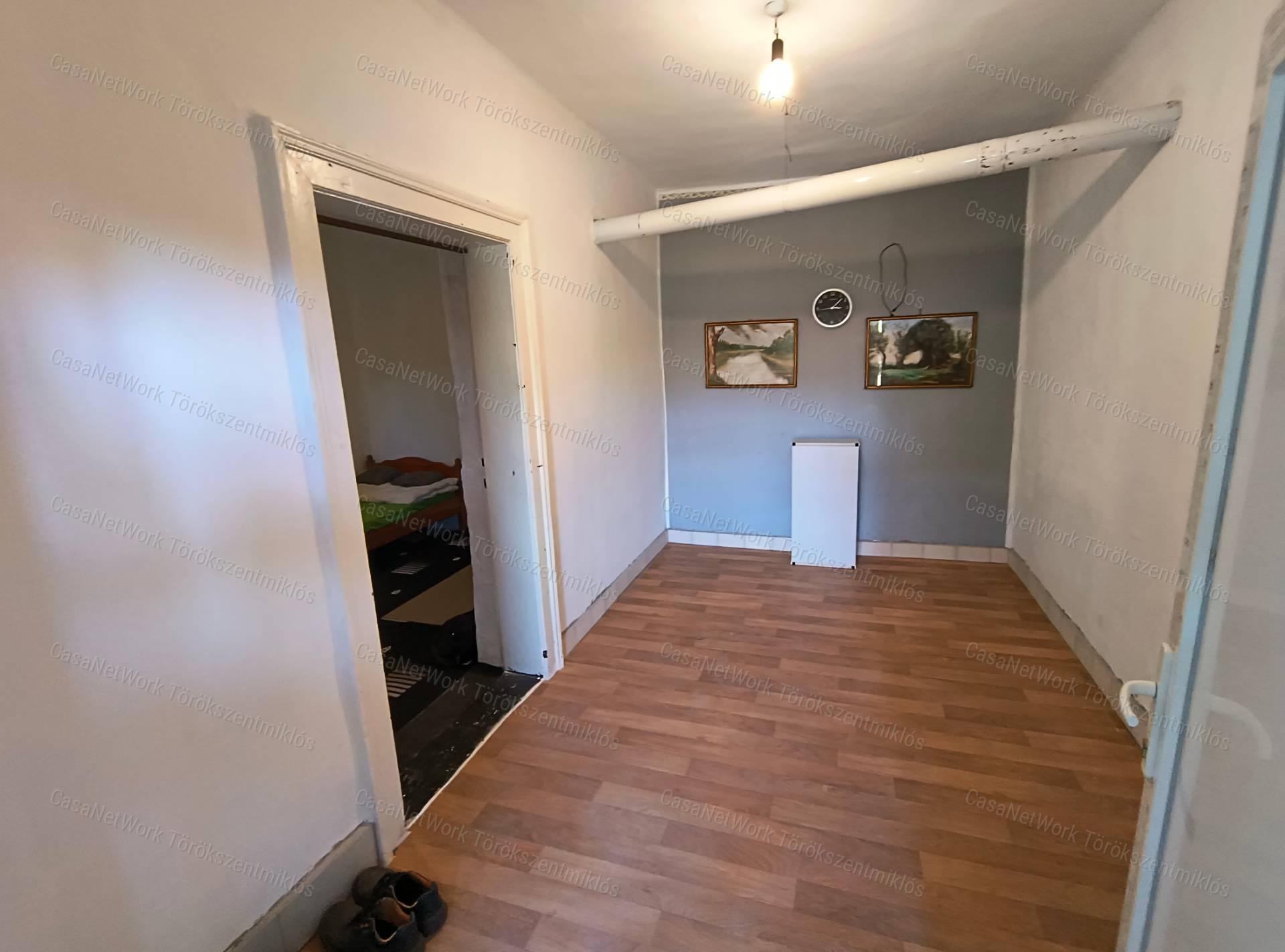Eladó családi ház Tiszaroffon!