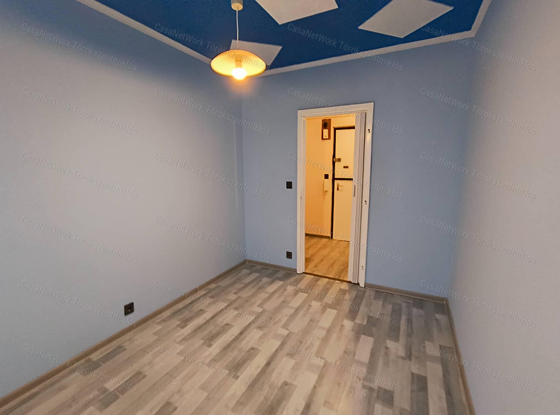 Eladó lakás Törökszentmiklóson!