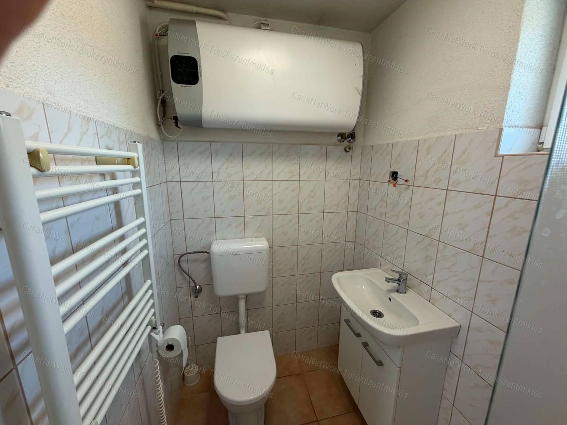 Eladó családi ház Törökszentmiklóson!