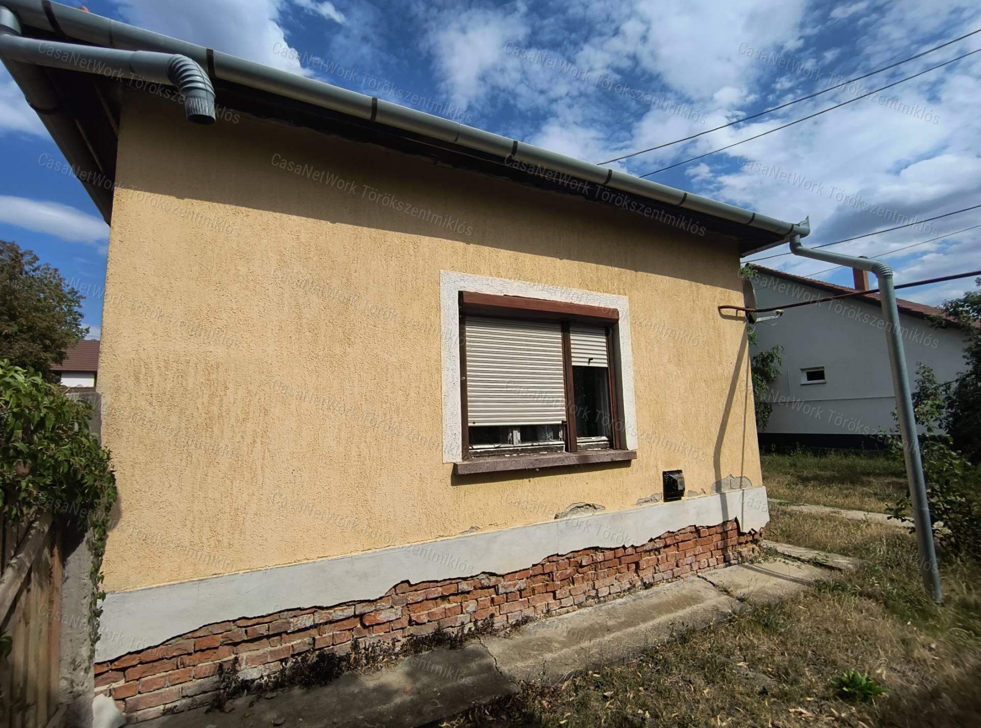 Eladó családi ház Törökszentmiklóson!