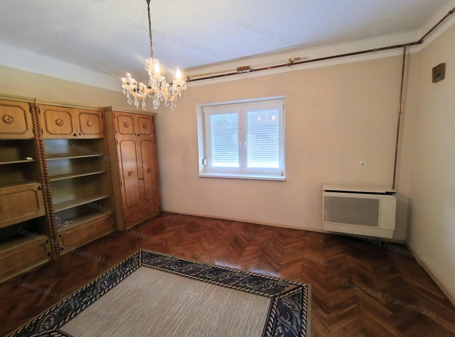 Eladó családi ház Törökszentmiklóson!