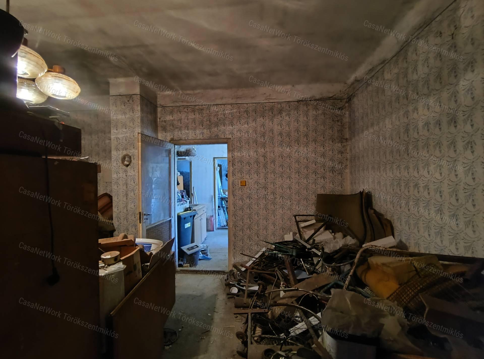 Eladó családi ház Törökszentmiklóson!