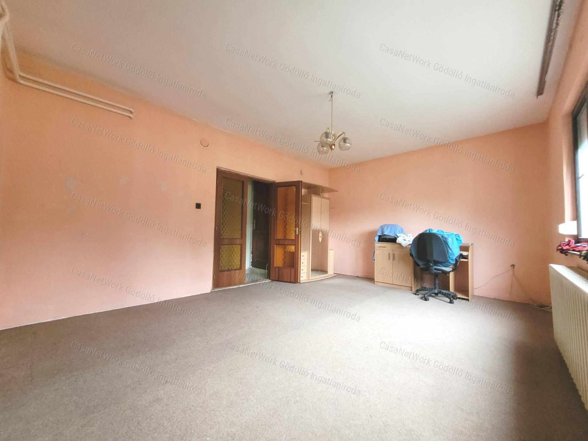Két generáció? Nagy család? Otthon + vállalkozás egy helyen?