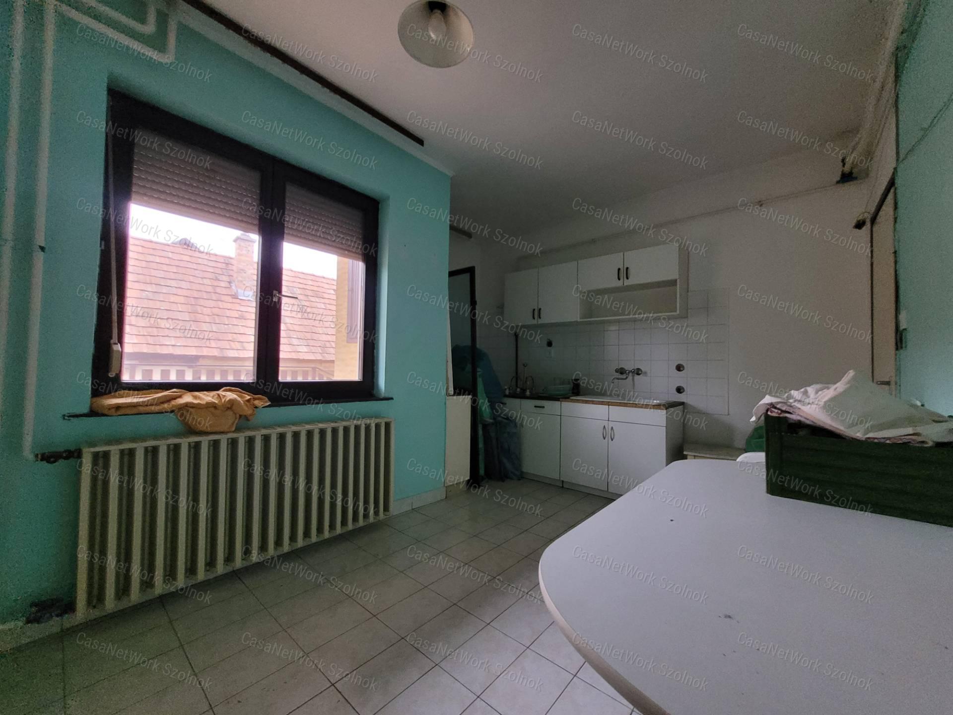 Két generáció? Nagy család? Otthon + vállalkozás egy helyen?