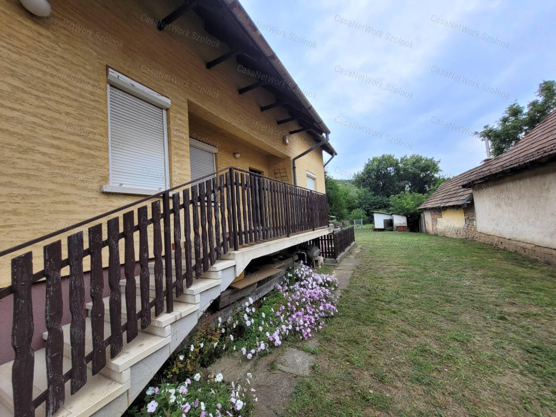 Két generáció? Nagy család? Otthon + vállalkozás egy helyen?