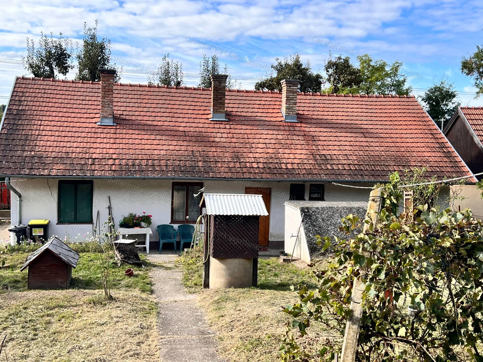 1 hektár a városban, lélegzetelállító panorámával