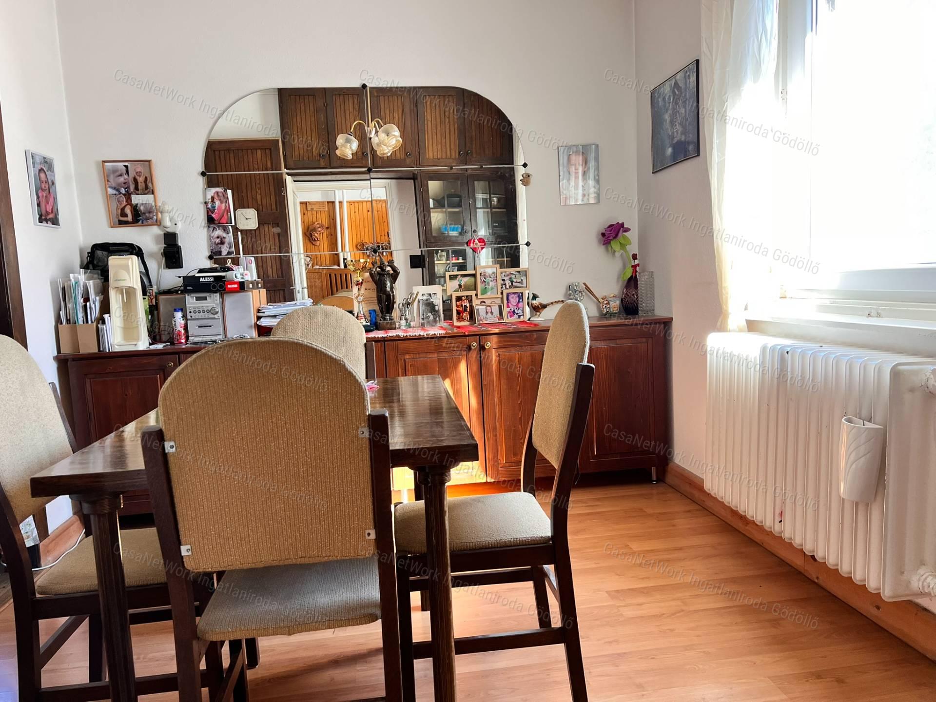 Tágas szobák, önálló családi ház
