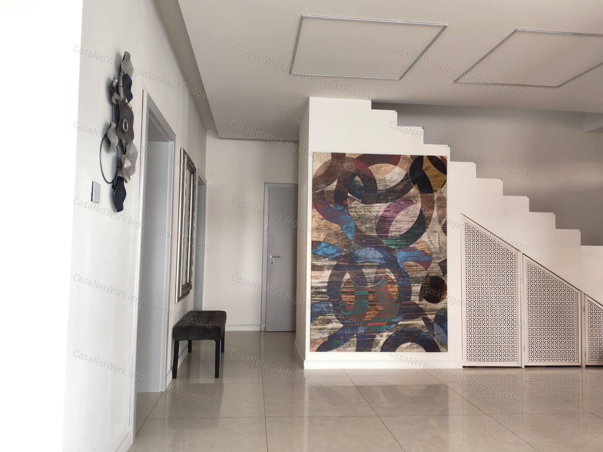 Prémium Családi Ház, Mogyoród Panorámás Részén!