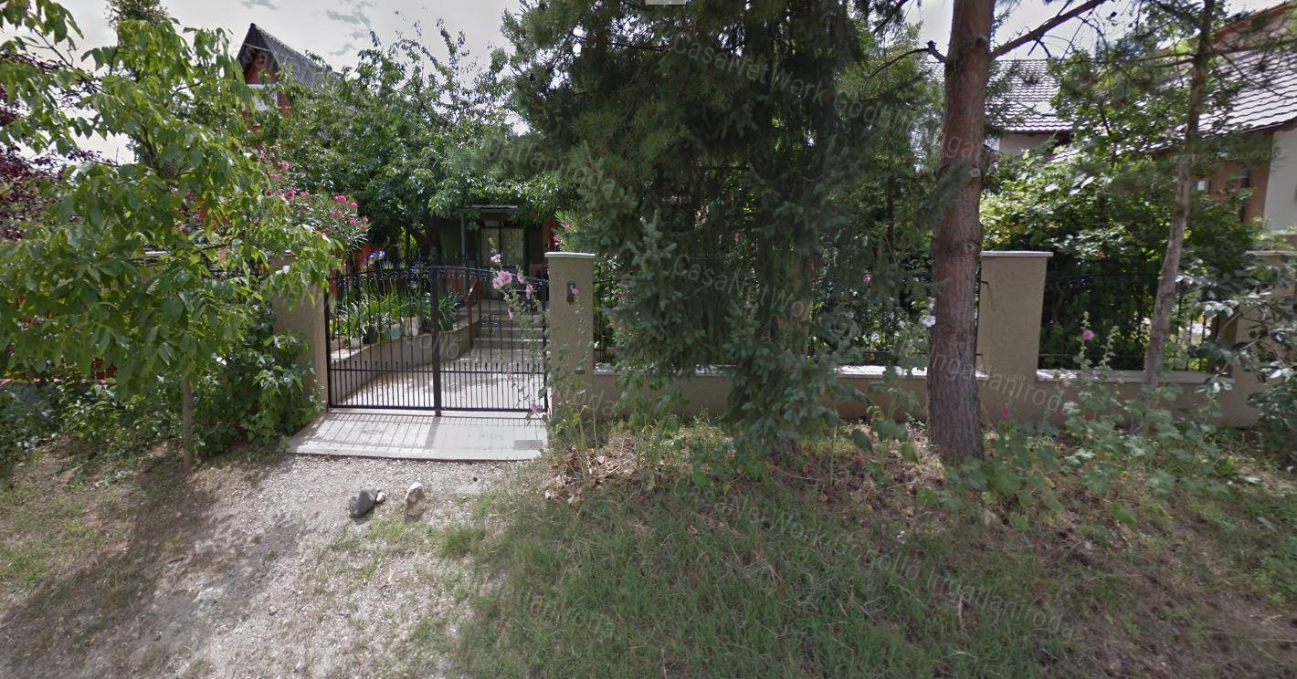Természet, csend, lakópark