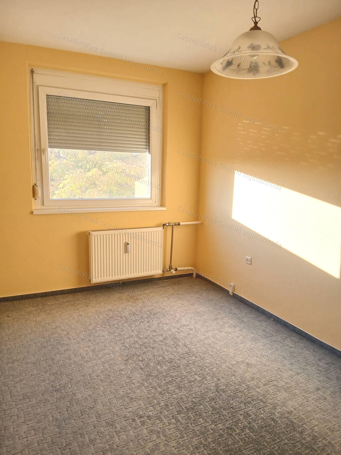 Belvárosban 2 szobás lakás kiadó