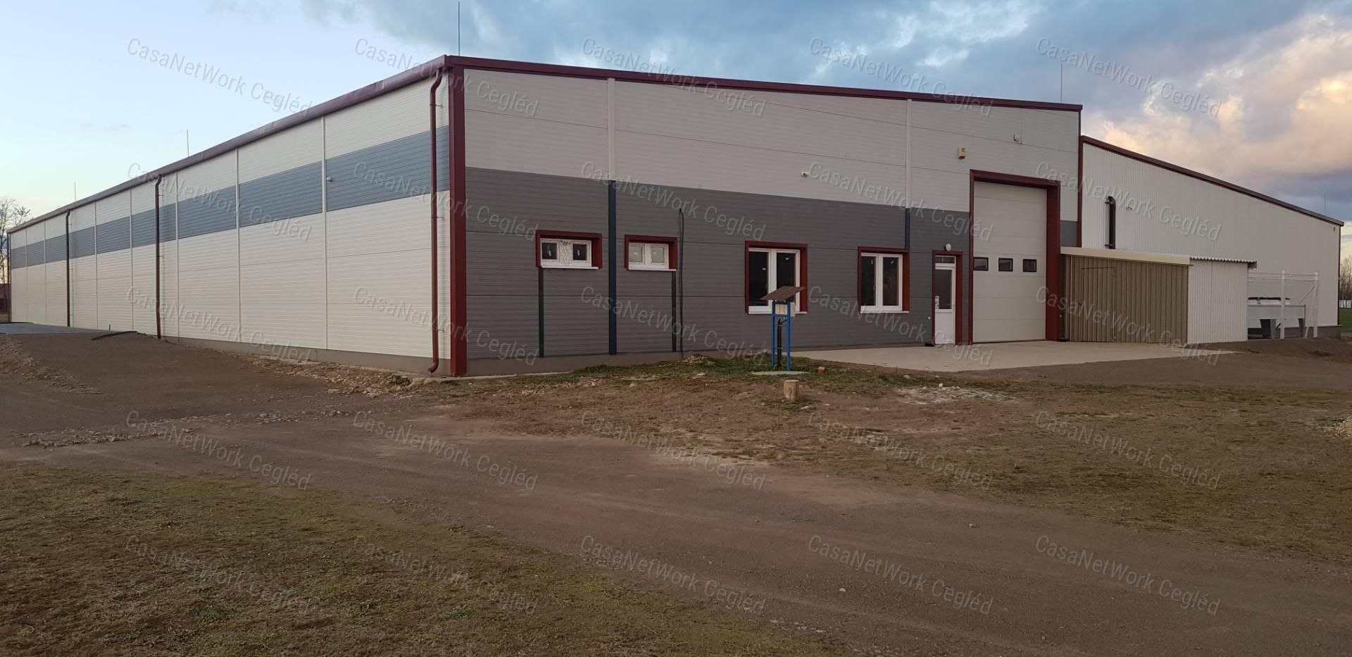 KIADÓ SZANKI HŰTŐHÁZ ÉS RAKTÁR 2130 m2