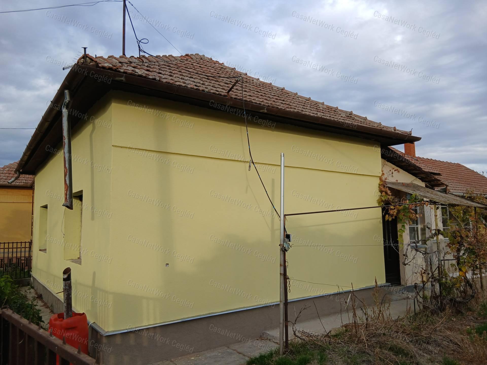 ELADÓ ABÁDSZALÓKON 110 m2 CSALÁDI HÁZ