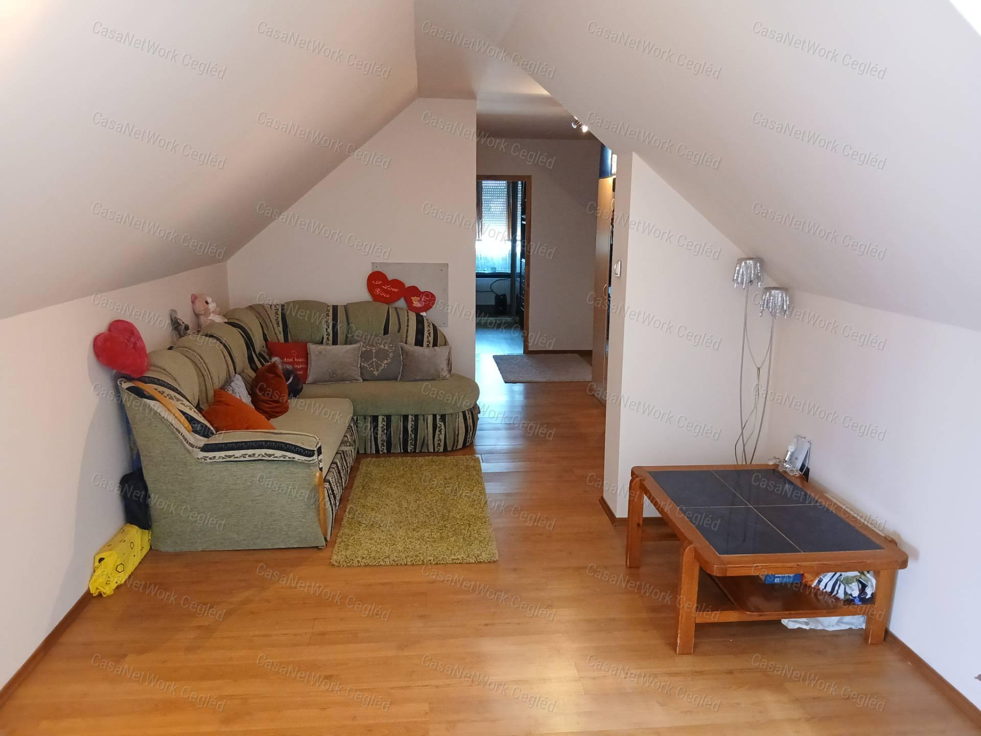 ELADÓ Pilisi 170 m2-es családi ház