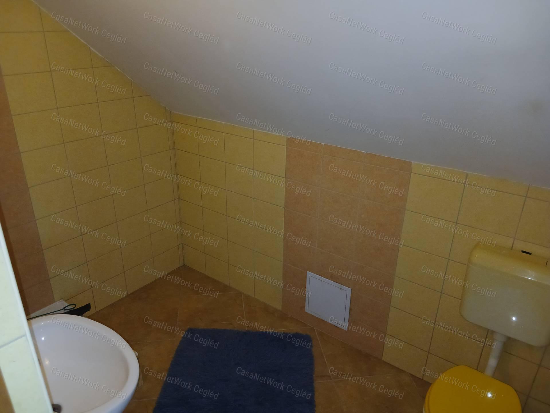 ELADÓ Pilisi 170 m2-es családi ház