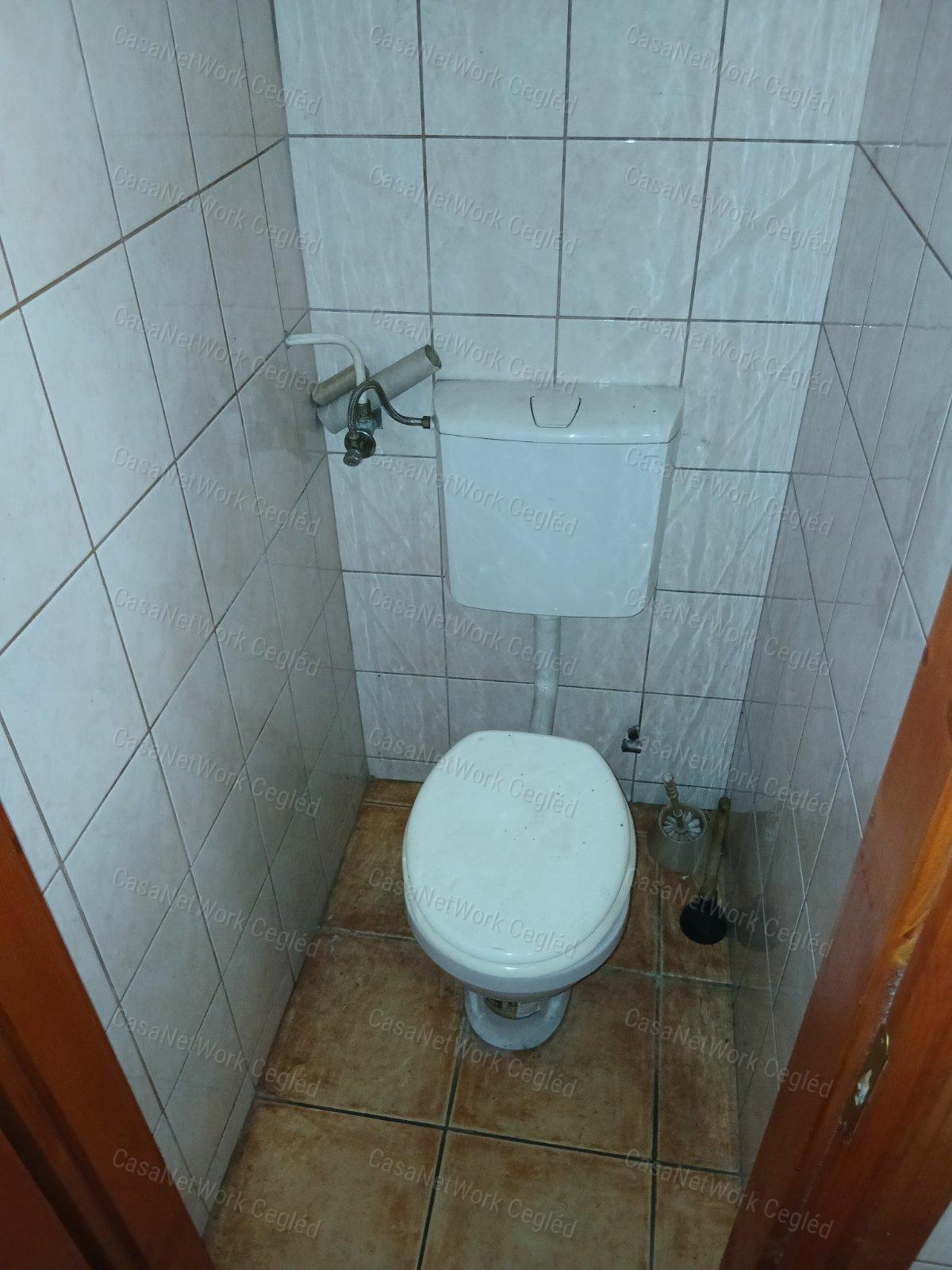 Eladó Tápiószőlősi ipari terület.