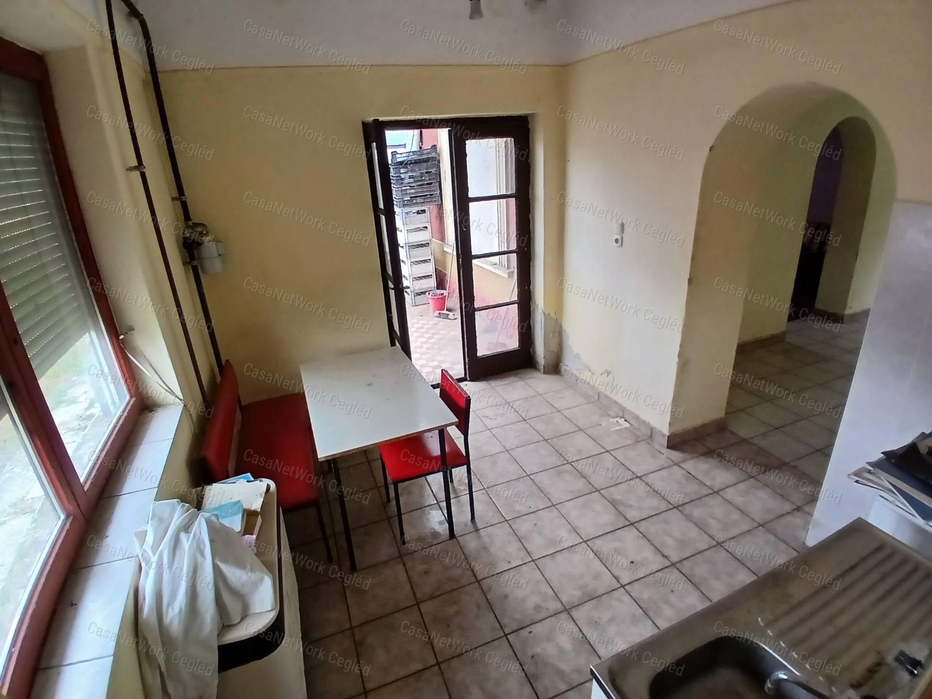 Eladó Ceglédi 69 m2 Családi Ház.