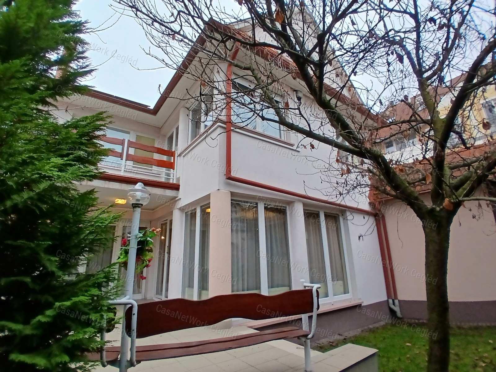 Eladó Kecskemét szívében 268 m2 Üzlethelyiség