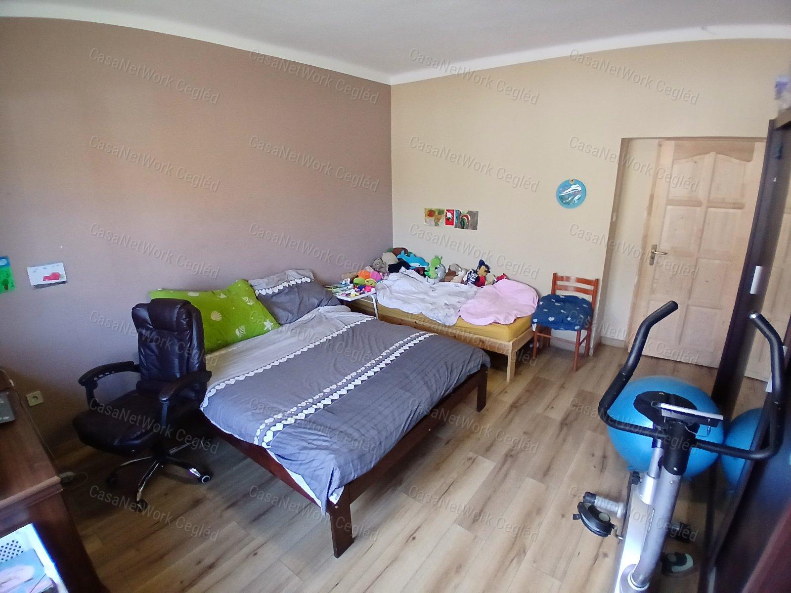 Eladó FARMOS ( Pest megye ) 90 m2 Családi Ház