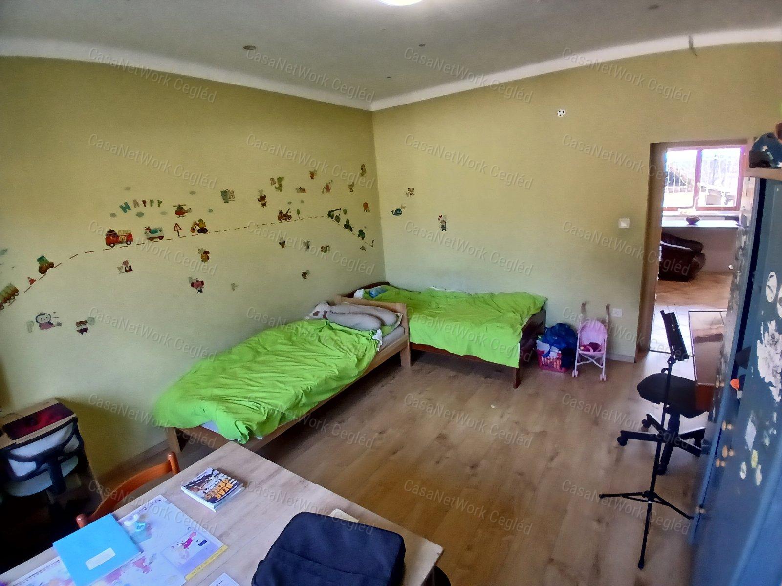 Eladó FARMOS ( Pest megye ) 90 m2 Családi Ház