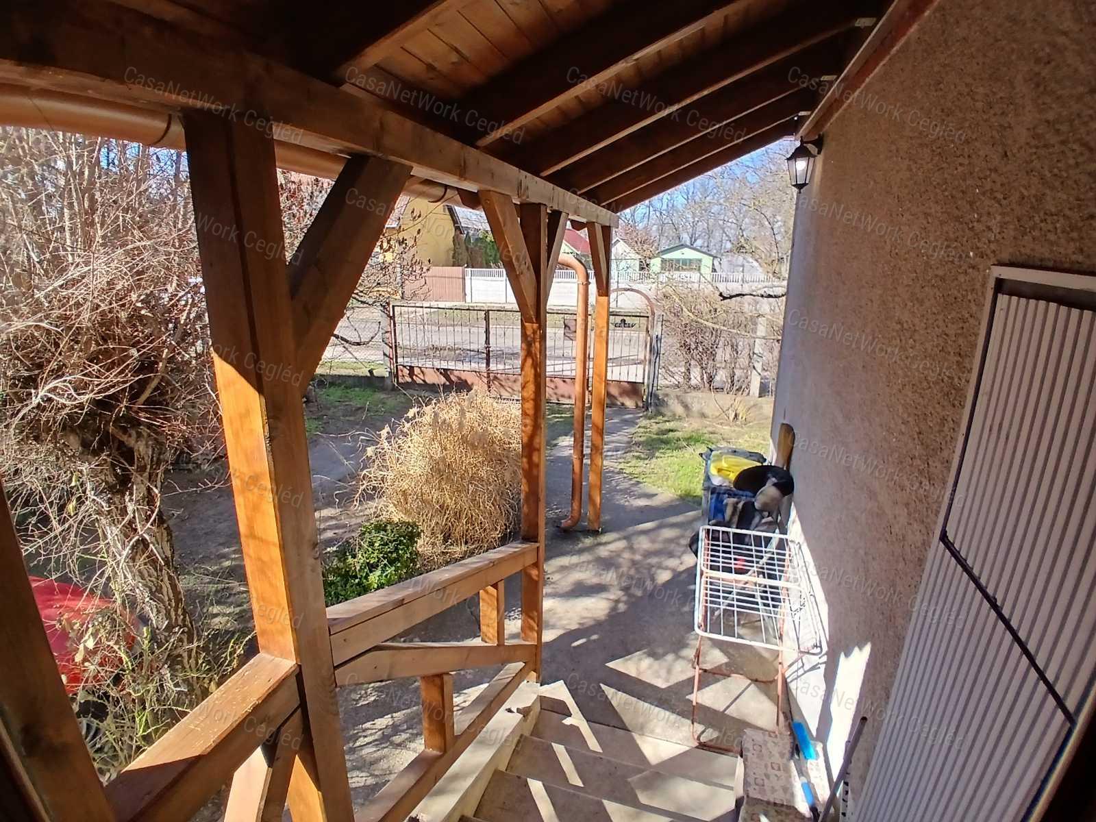 Eladó FARMOS ( Pest megye ) 90 m2 Családi Ház