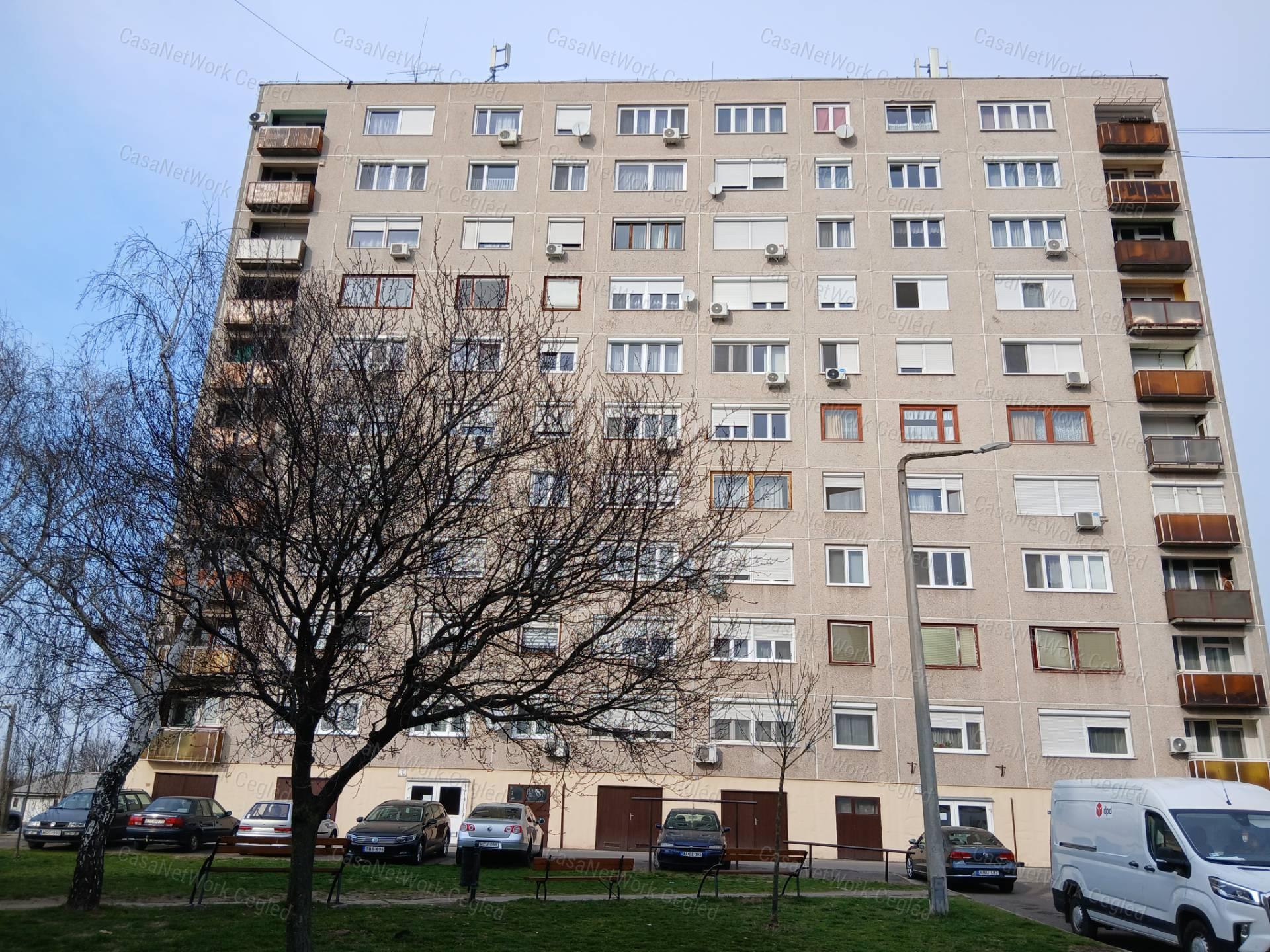 Eladó Ceglédi 55 m2 Panel Lakás.
