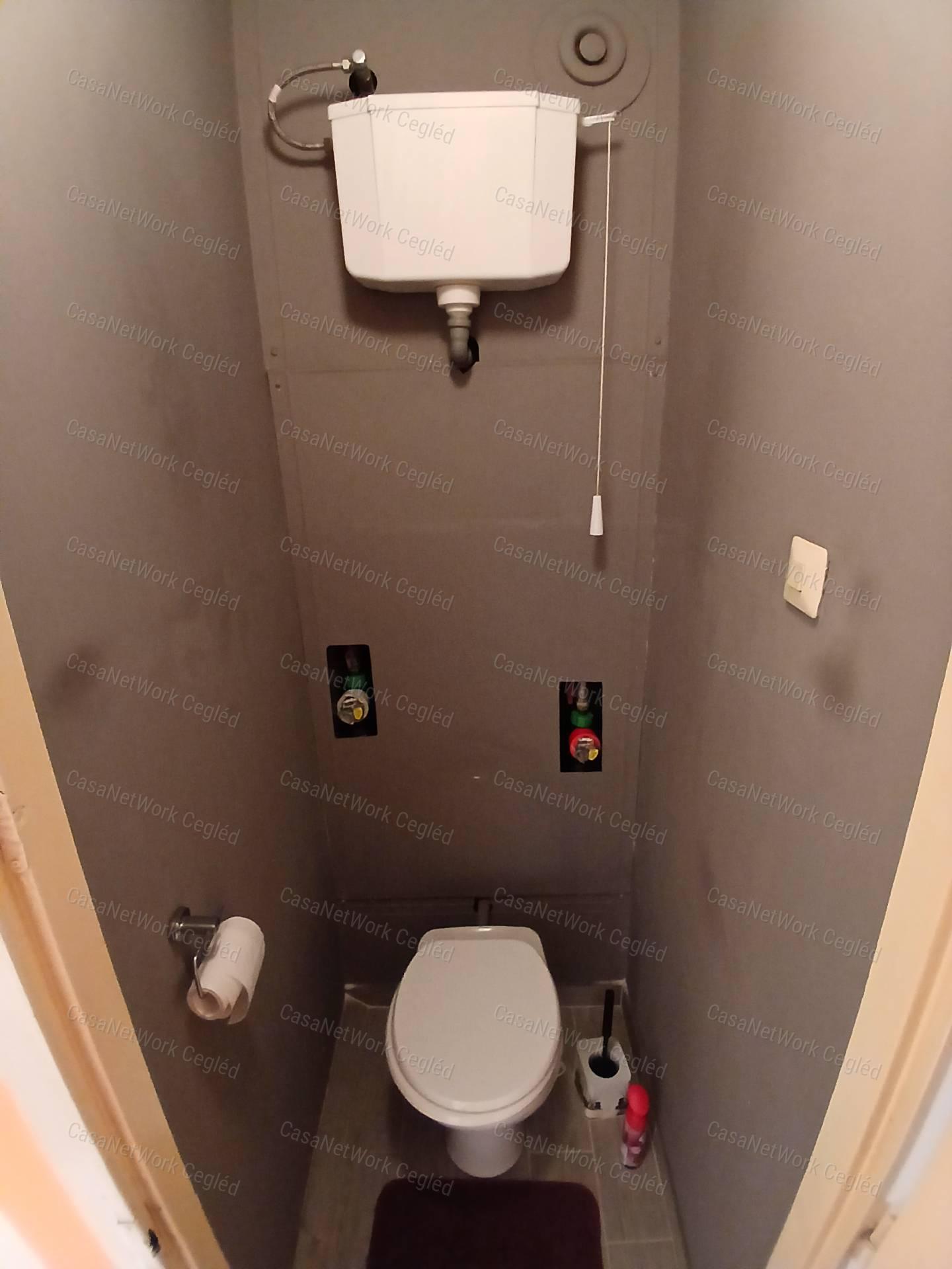 Eladó Ceglédi 55 m2 Panel Lakás.