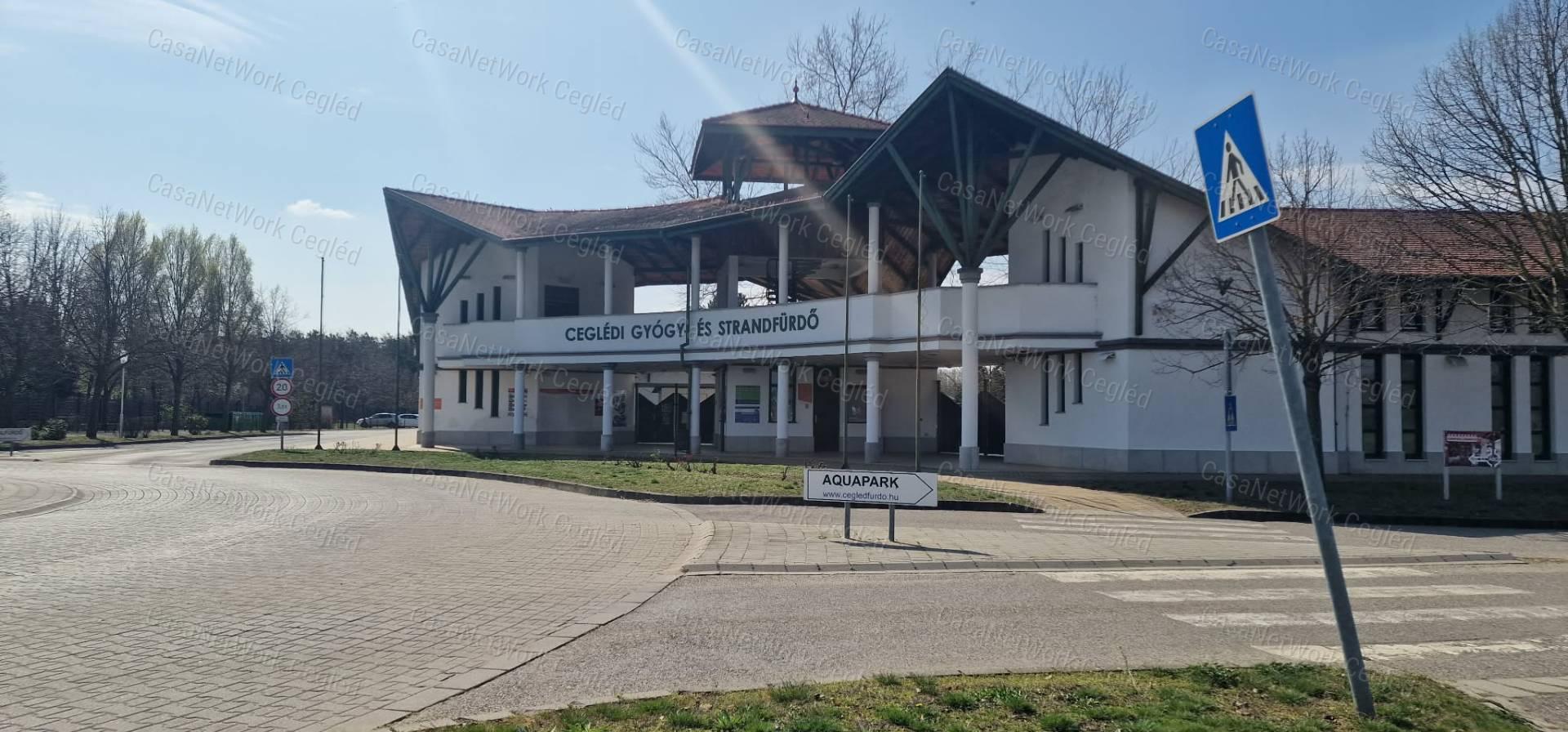 Cegléden telek eladó!
