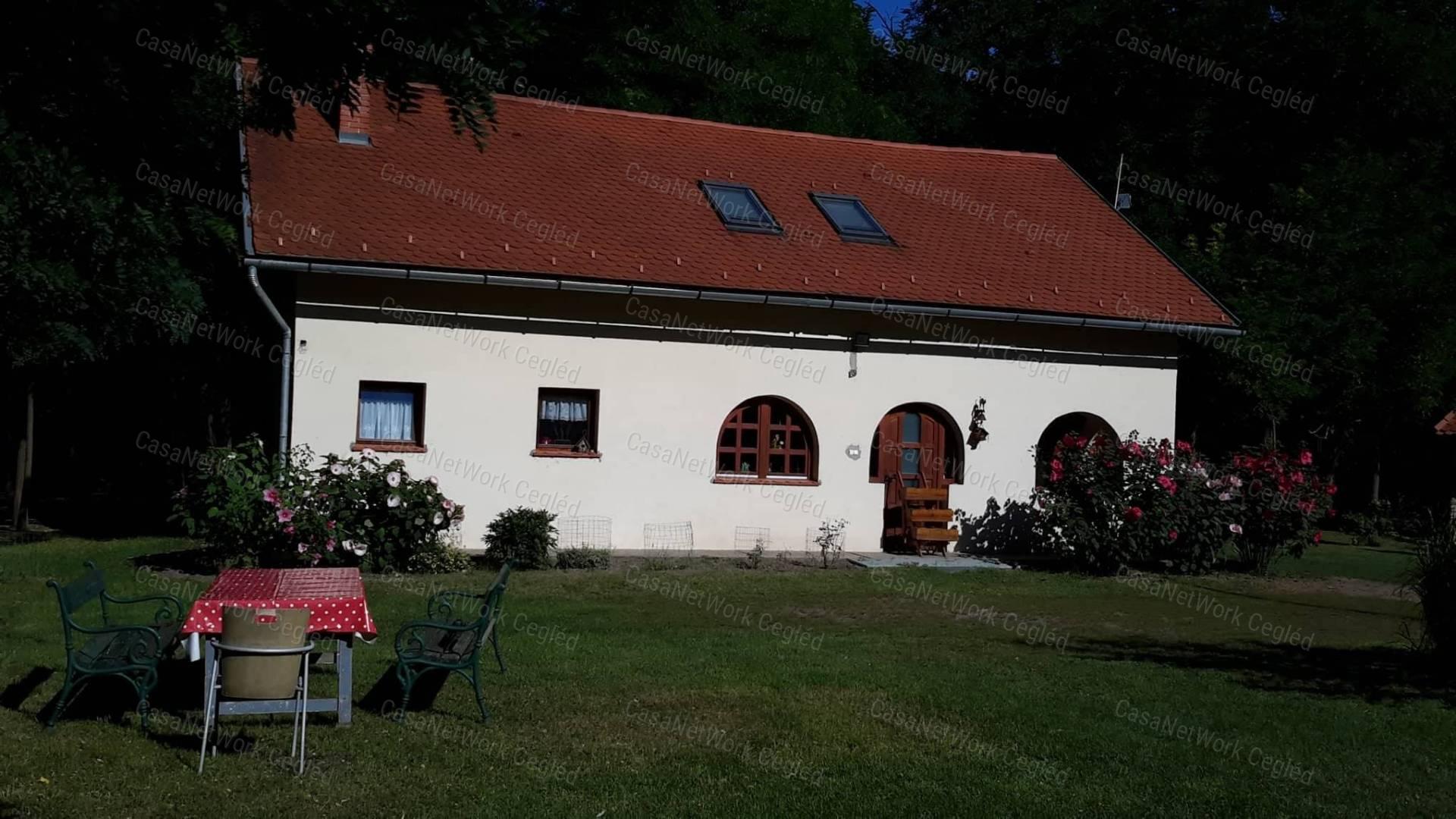 Vasadon lovastanya eladó!