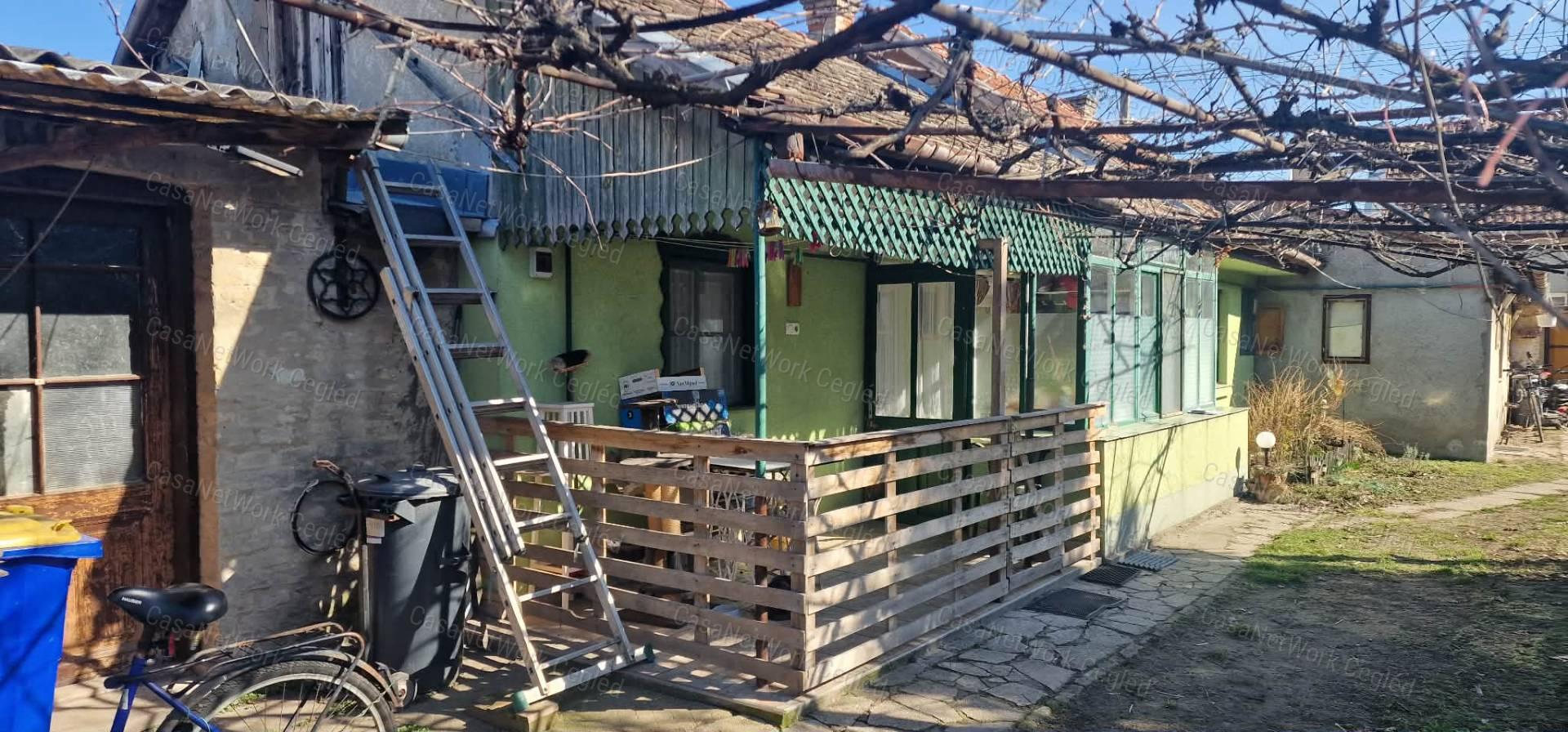 Eladó házrész Cegléden, Bajcsy-Zsilinszky út közelében