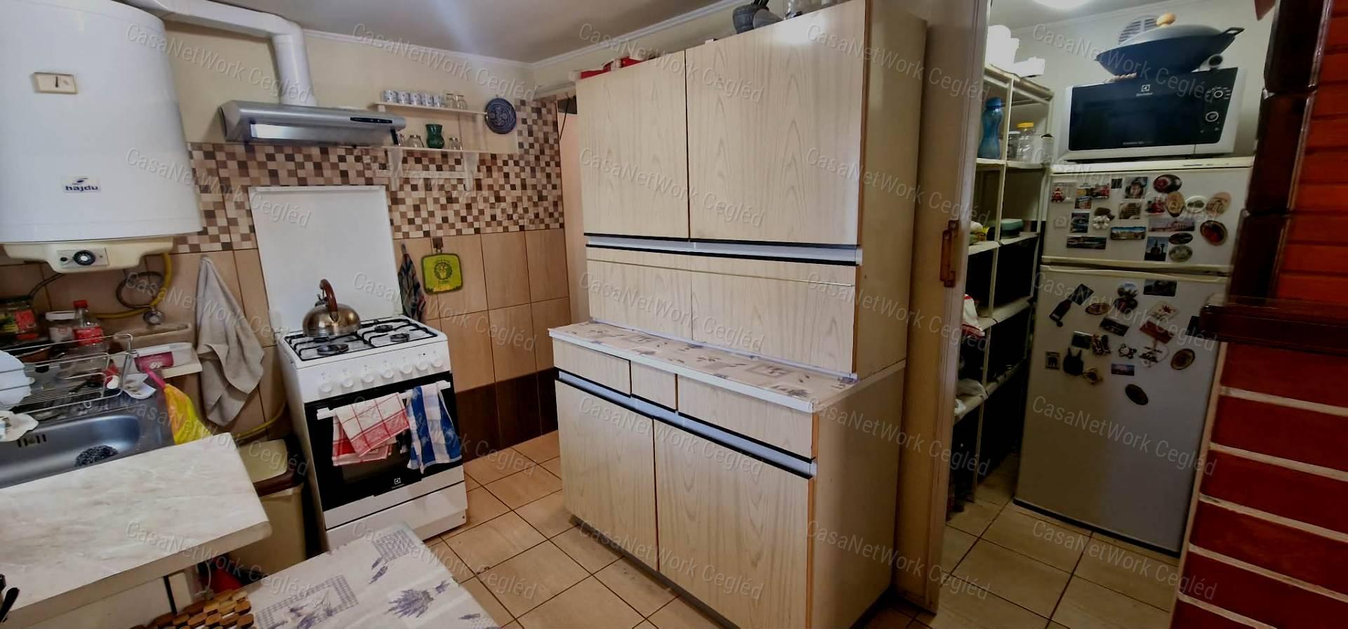 Eladó házrész Cegléden, Bajcsy-Zsilinszky út közelében
