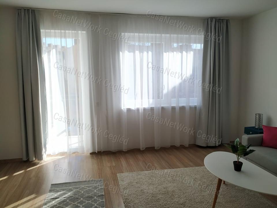 Erkélyes,1.emeleti téglalakás kiadó!