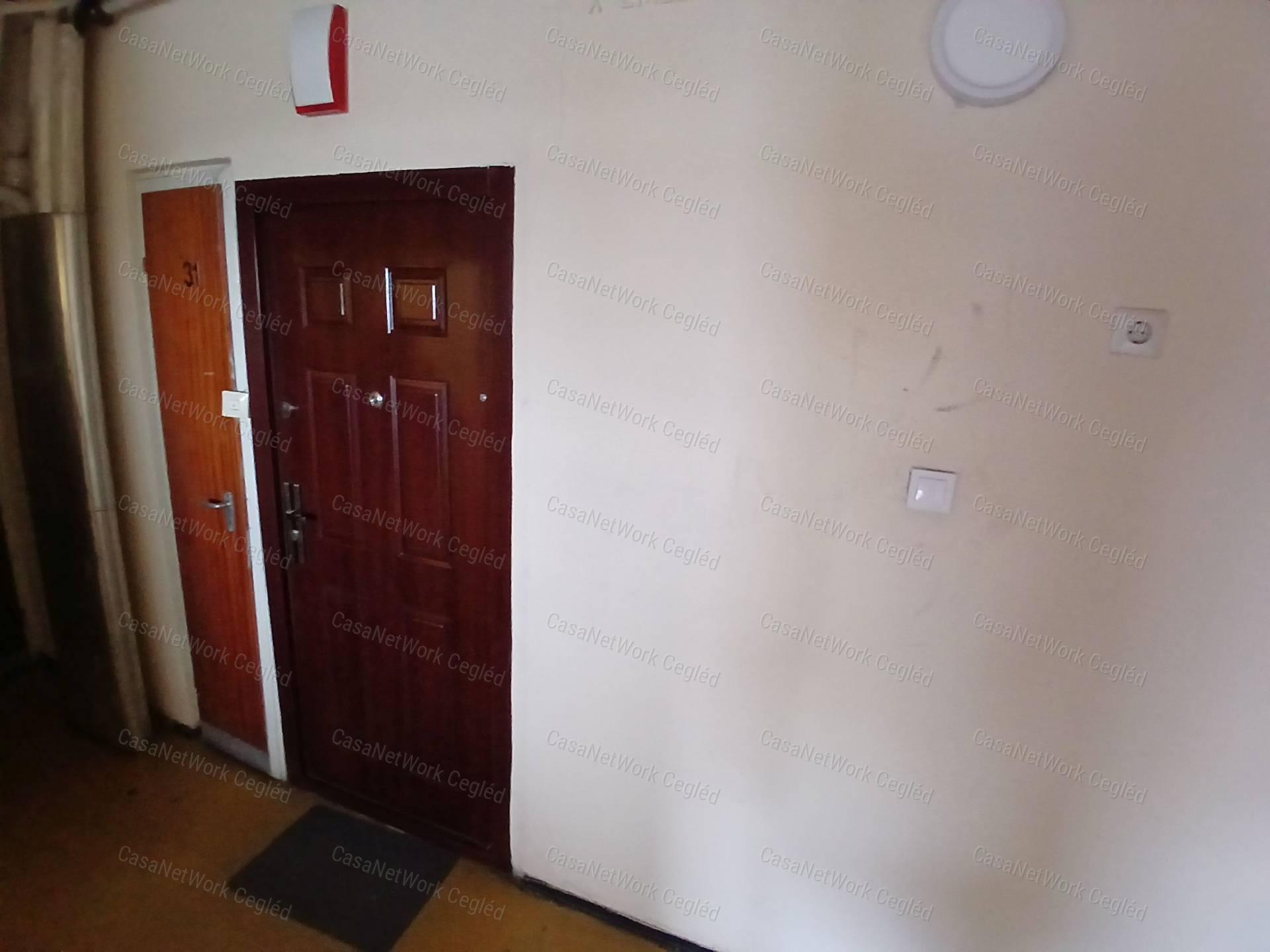 Eladó BP XIX- Ker Kazinczy utcában 59 m2 Panel Lakás.