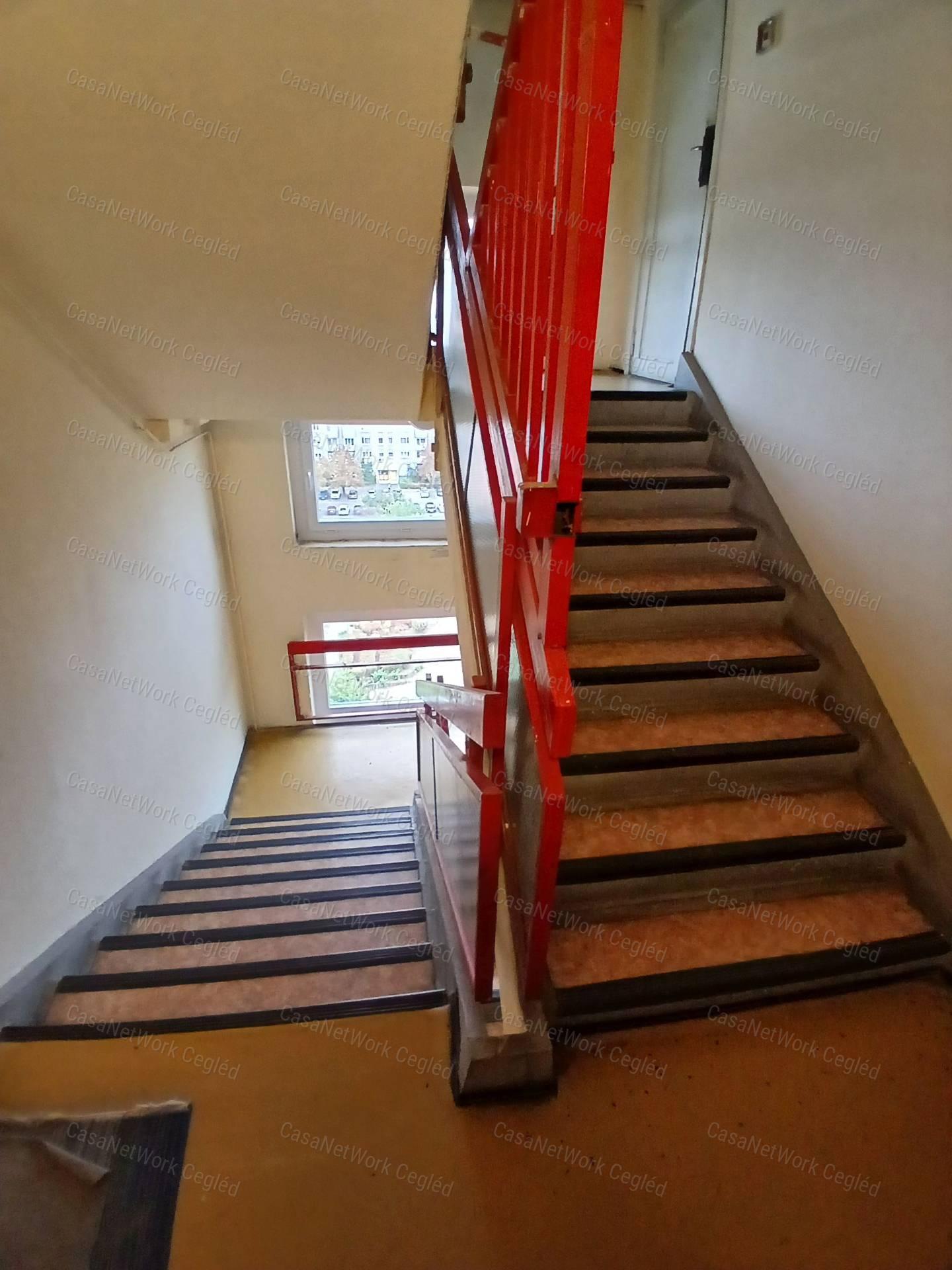 Eladó BP XIX- Ker Kazinczy utcában 59 m2 Panel Lakás.