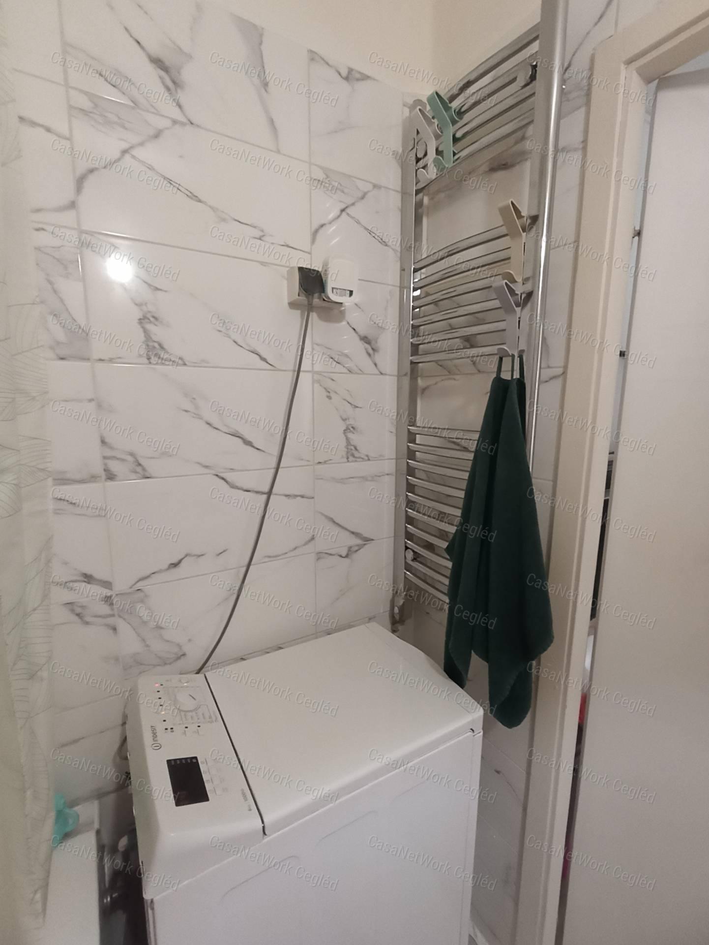 Eladó BP XIX- Ker Kazinczy utcában 59 m2 Panel Lakás.