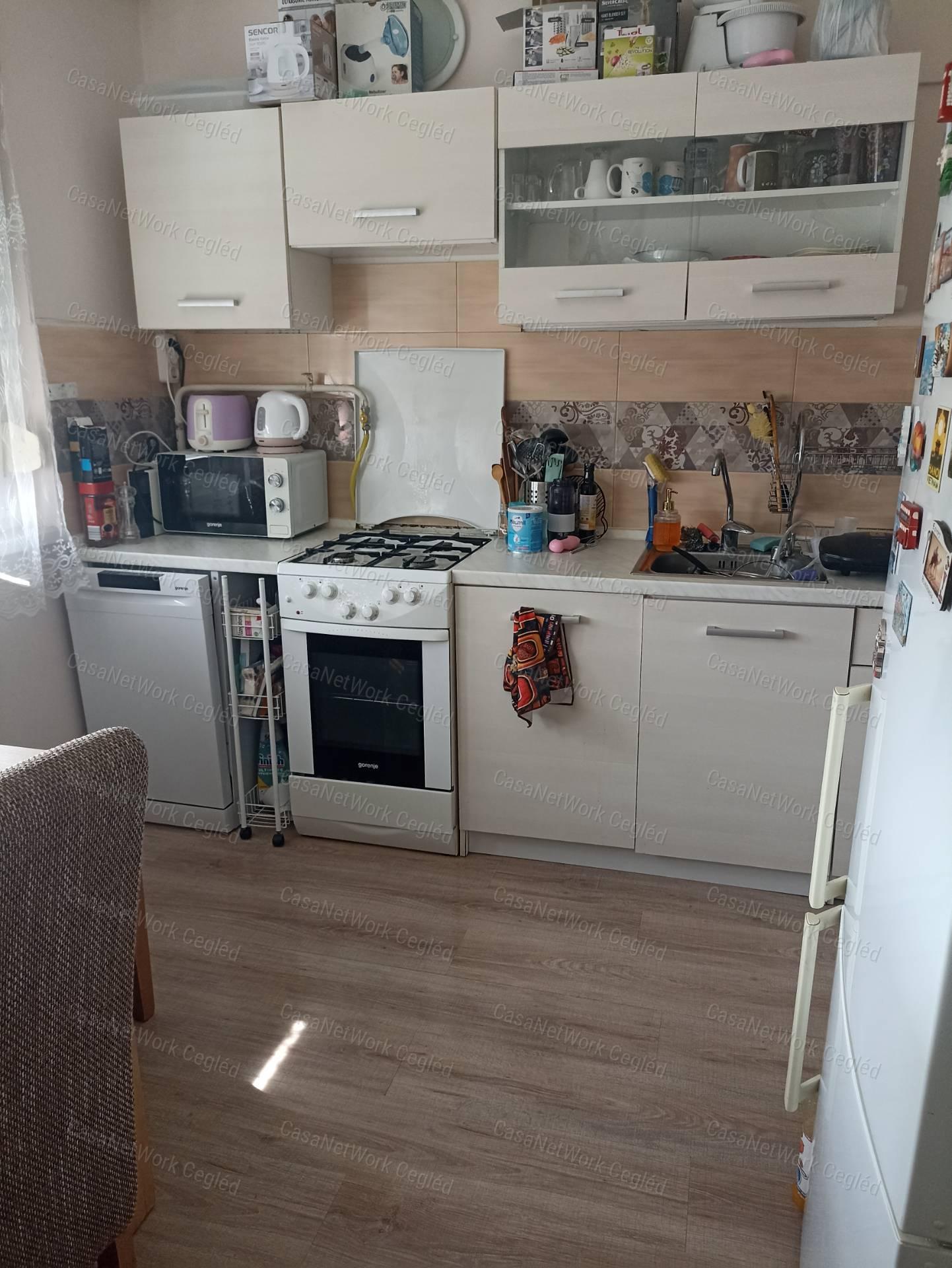 Eladó BP XIX- Ker Kazinczy utcában 59 m2 Panel Lakás.