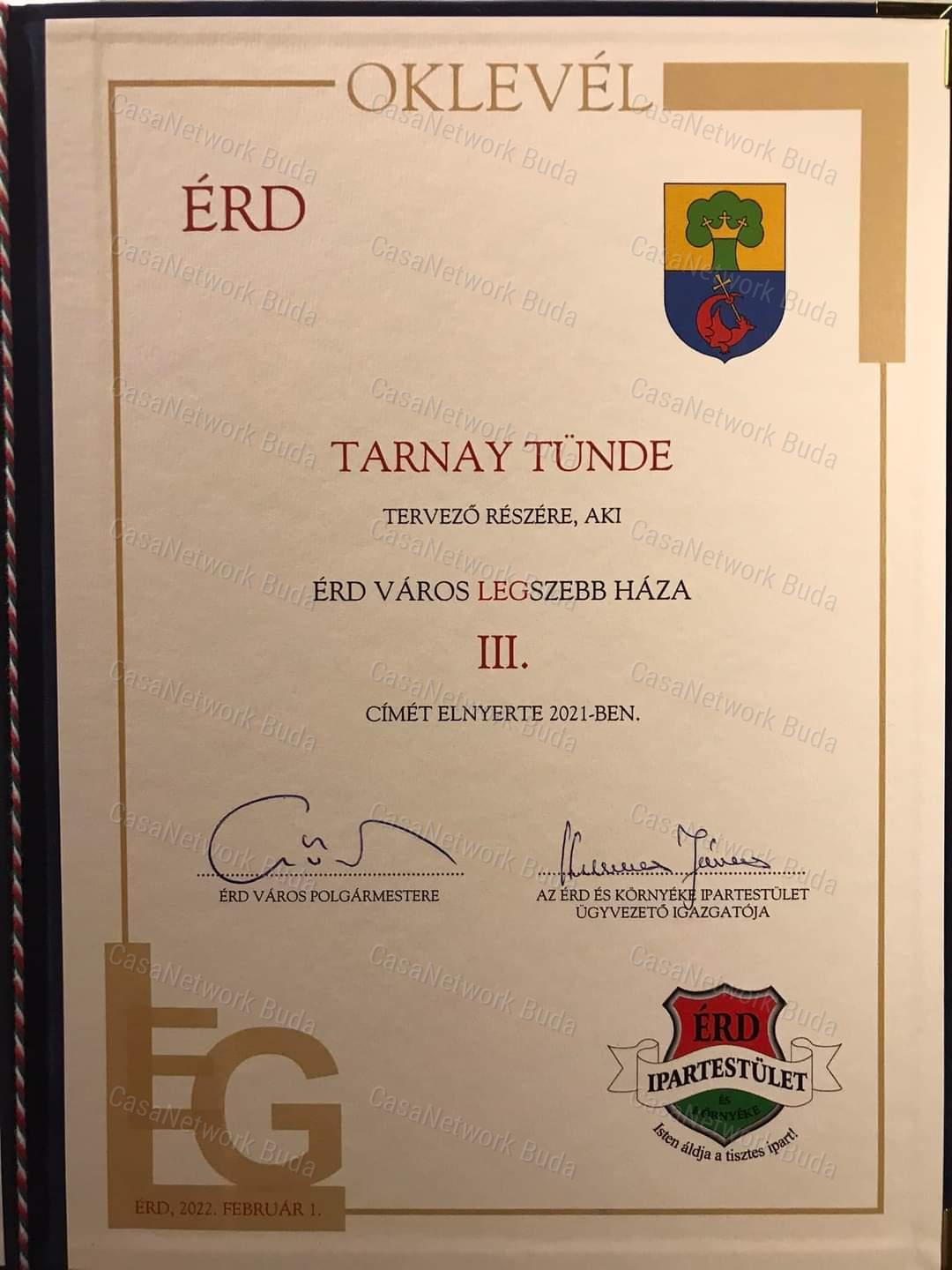 Tarnay Tünde által tervezett családi villa - Érdligeten - ELADÓ